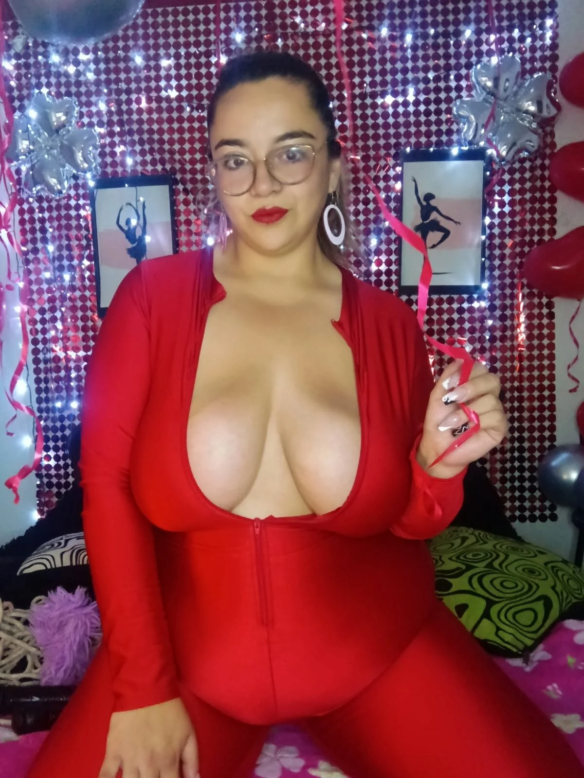XXX Porn Photo of Nude naughty_curvy1_ 2