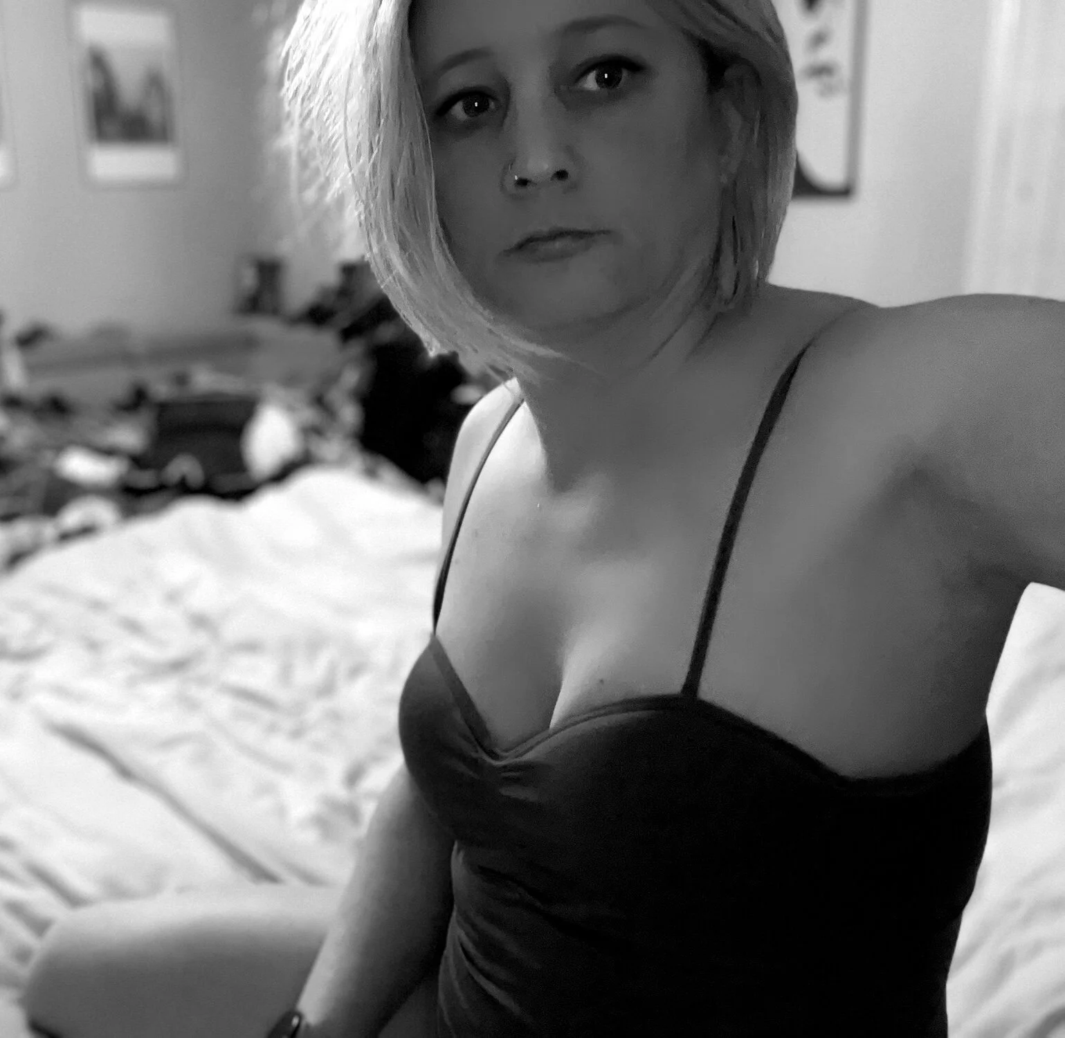 XXX Porn Photo of Nude wetrainbows 8