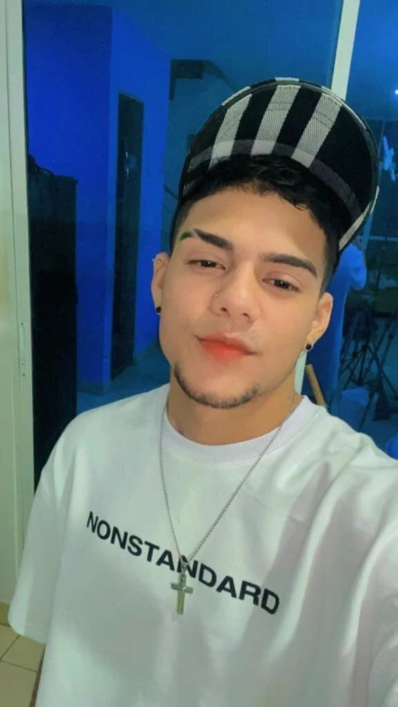 XXX Porn Photo of Nude nathan_mason 11