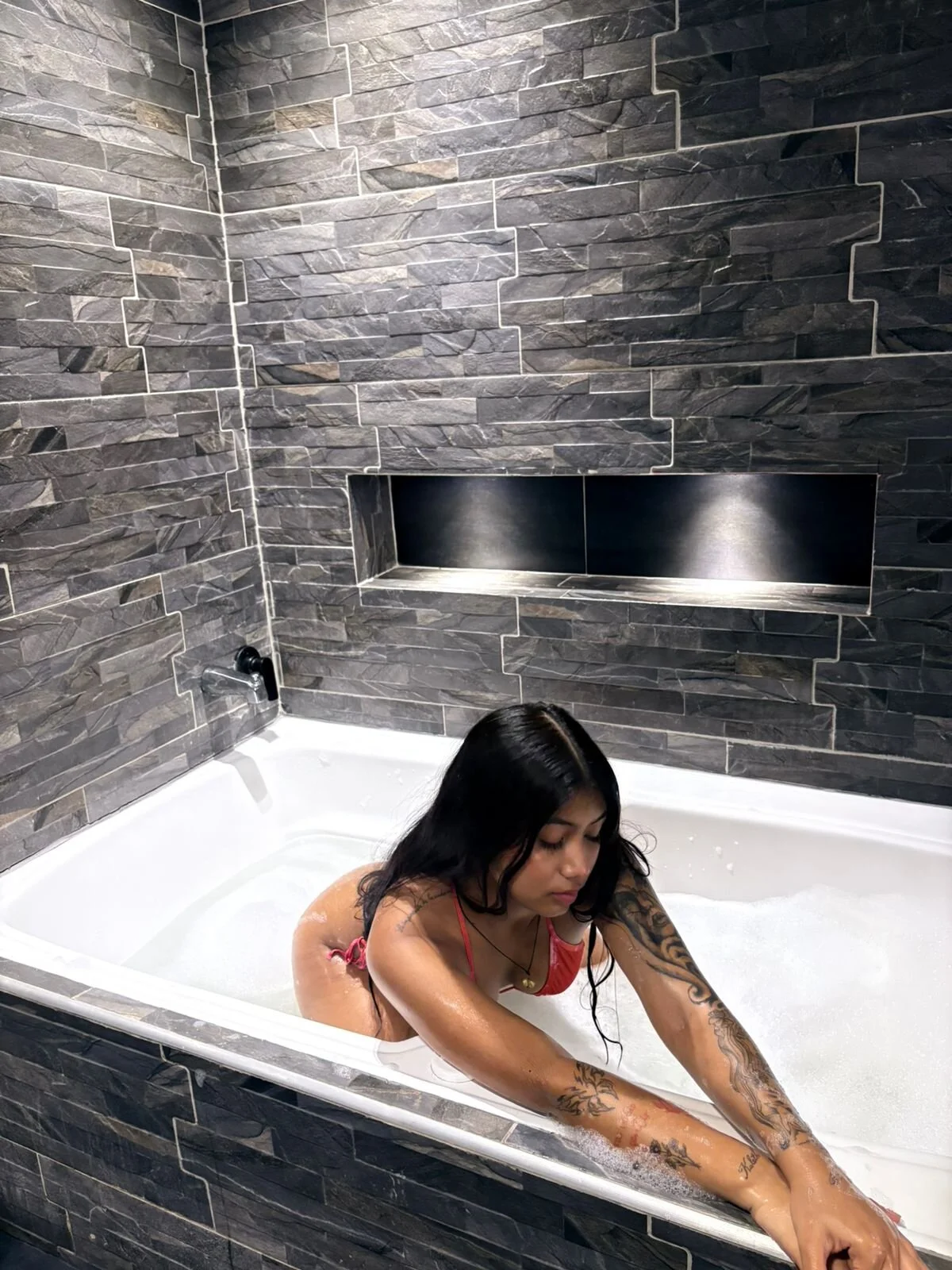 XXX Porn Photo of Nude KimTaylorW 11