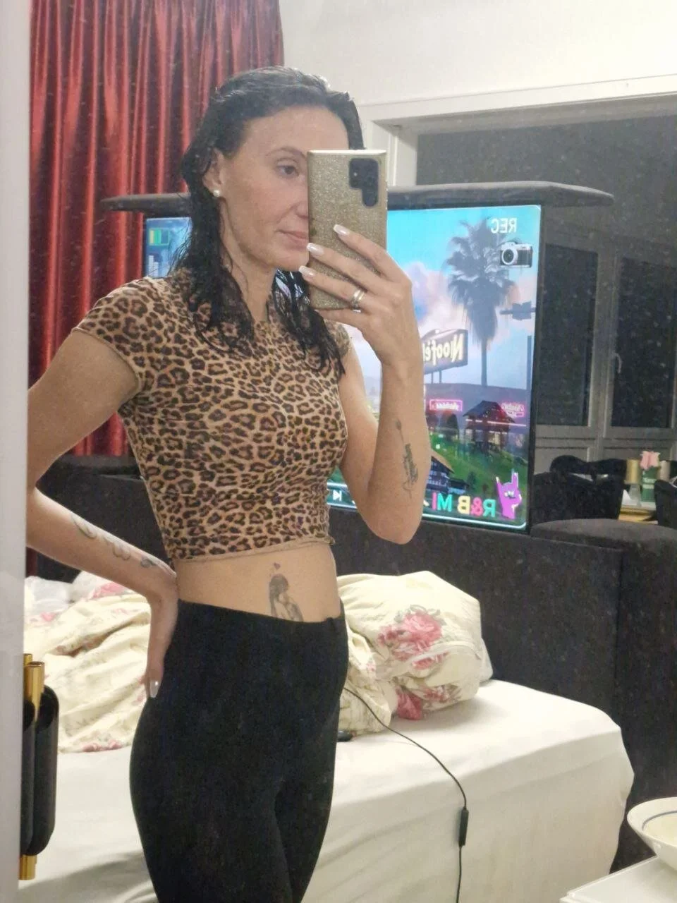 XXX Porn Photo of Nude PregnantEmilia 2