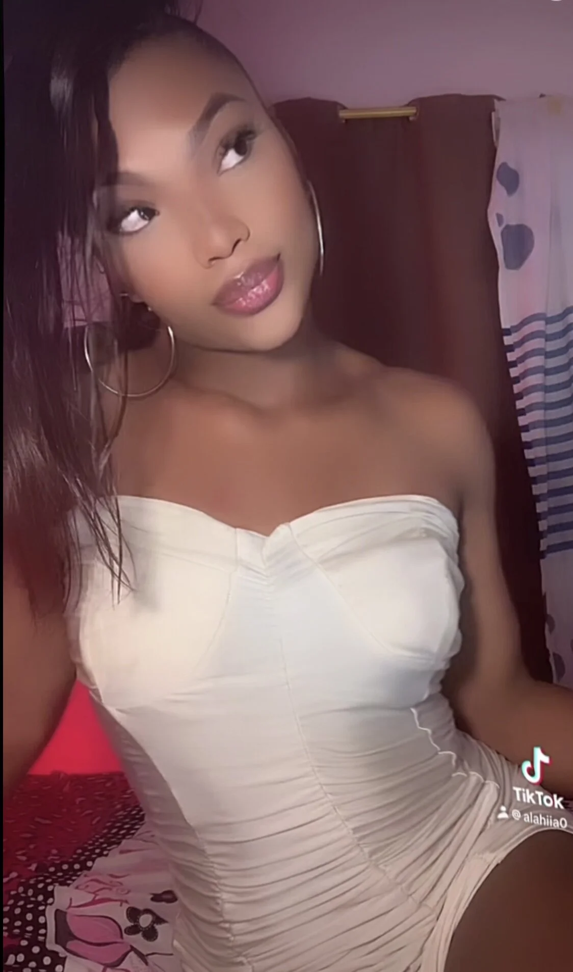XXX Porn Photo of Nude alahai_queen 14