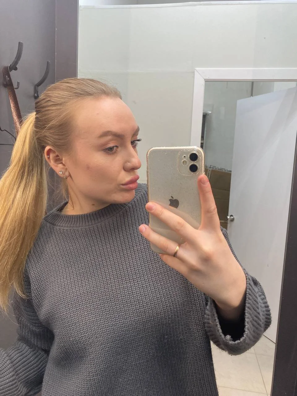 XXX Porn Photo of Nude AzallandRoom 14