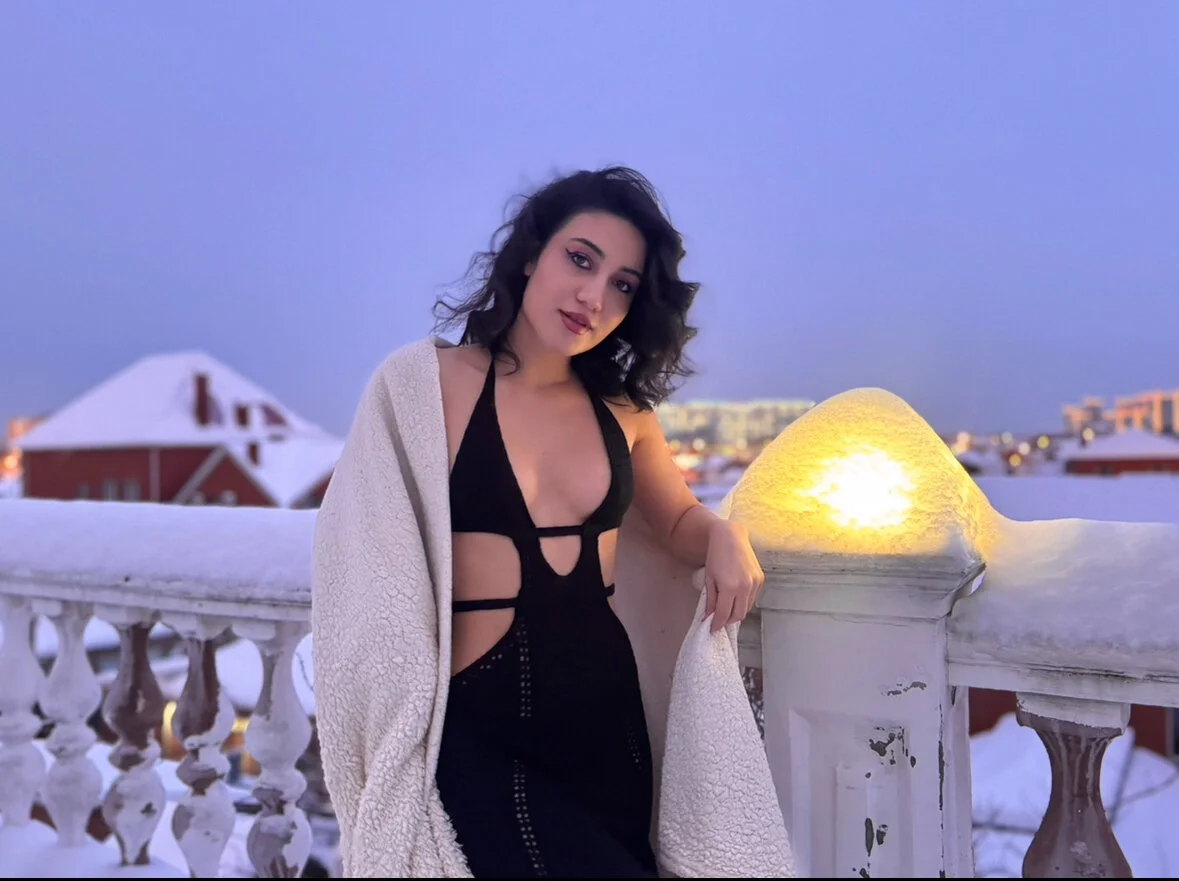 XXX Porn Photo of Nude Maya_Rogerss 20