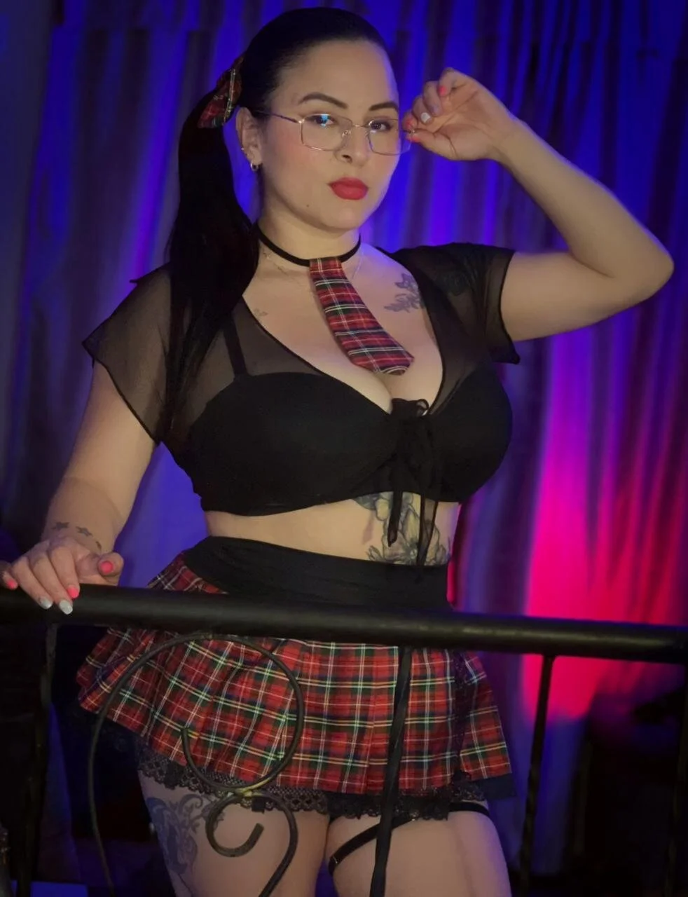 XXX Porn Photo of Nude Domina0 69