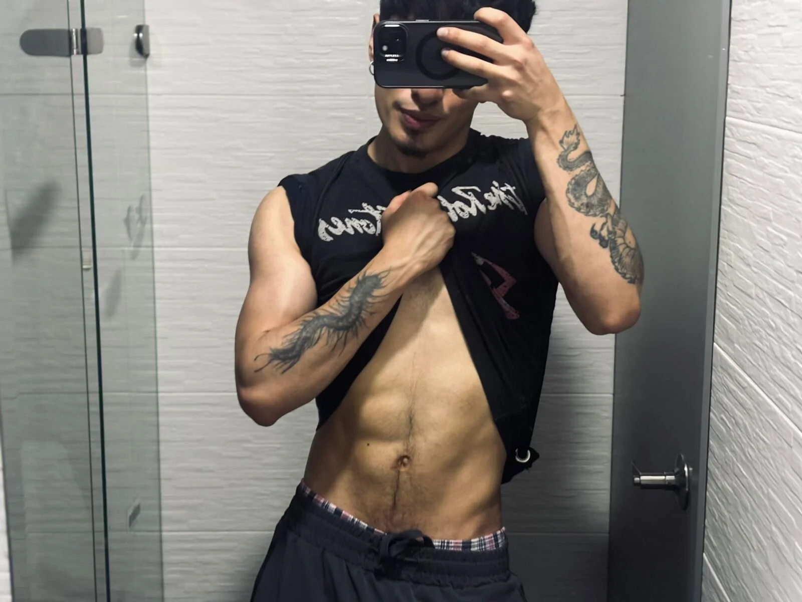 XXX Porn Photo of Nude Juliopaspi 1