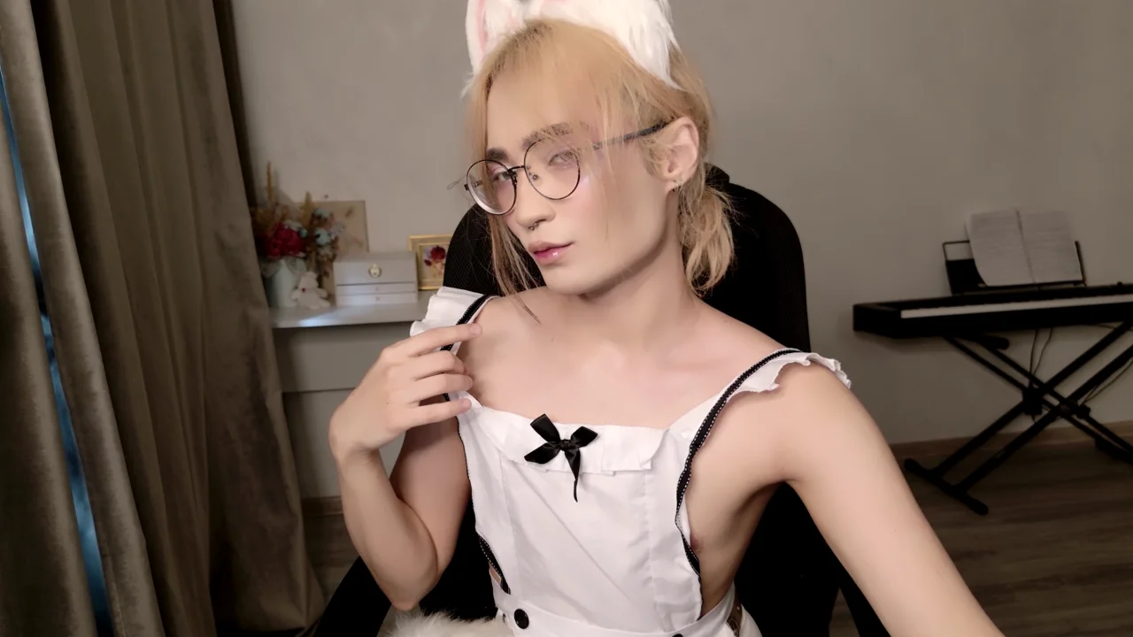 XXX Porn Photo of Nude CuteYukiKun 4