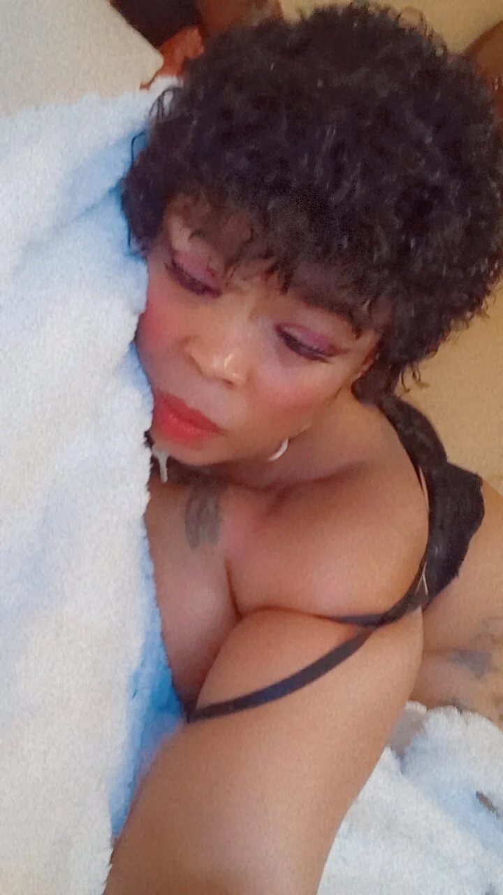 XXX Porn Photo of Nude Gucci_Bx 457