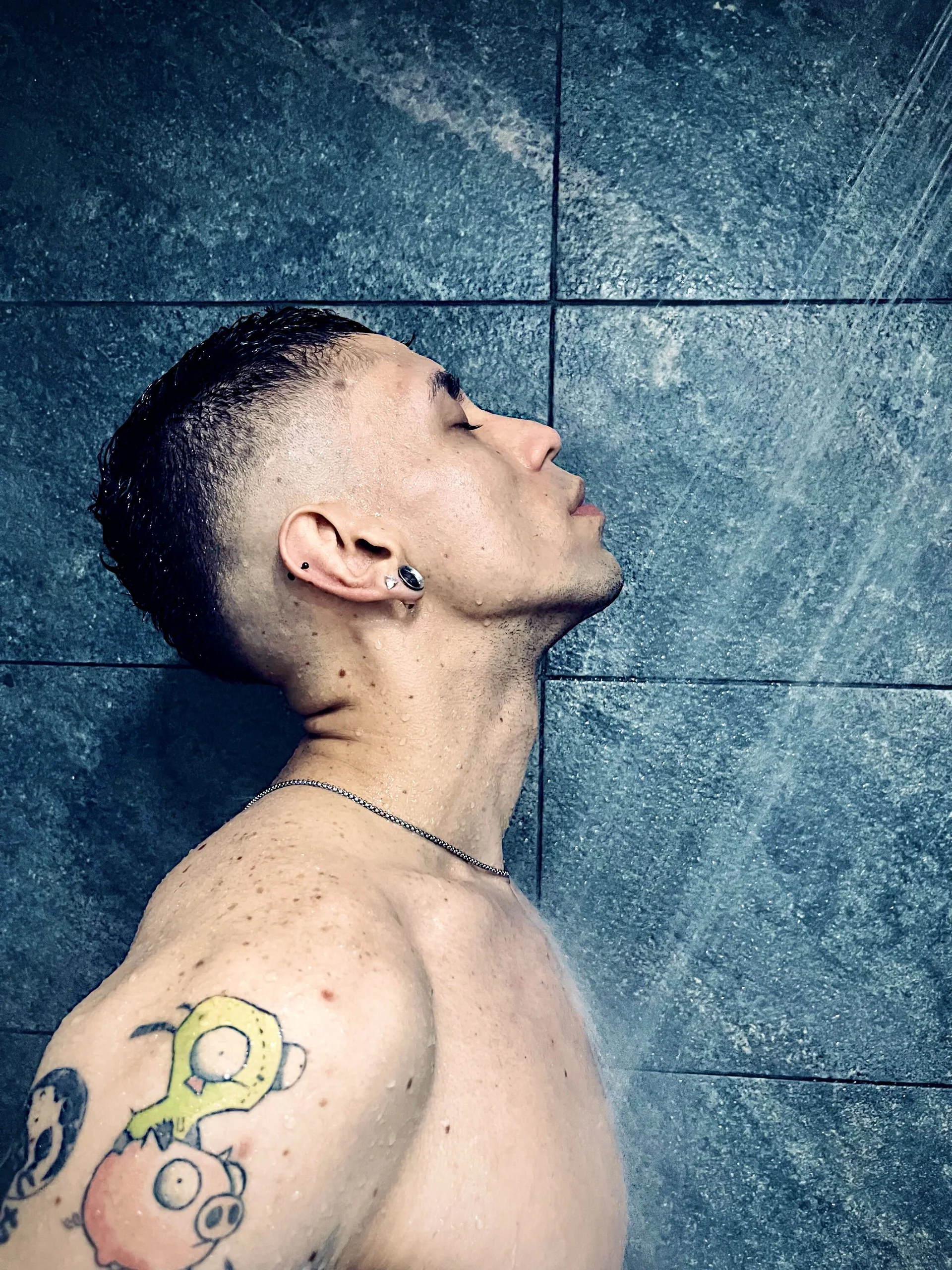 XXX Porn Photo of Nude aaronswt 34