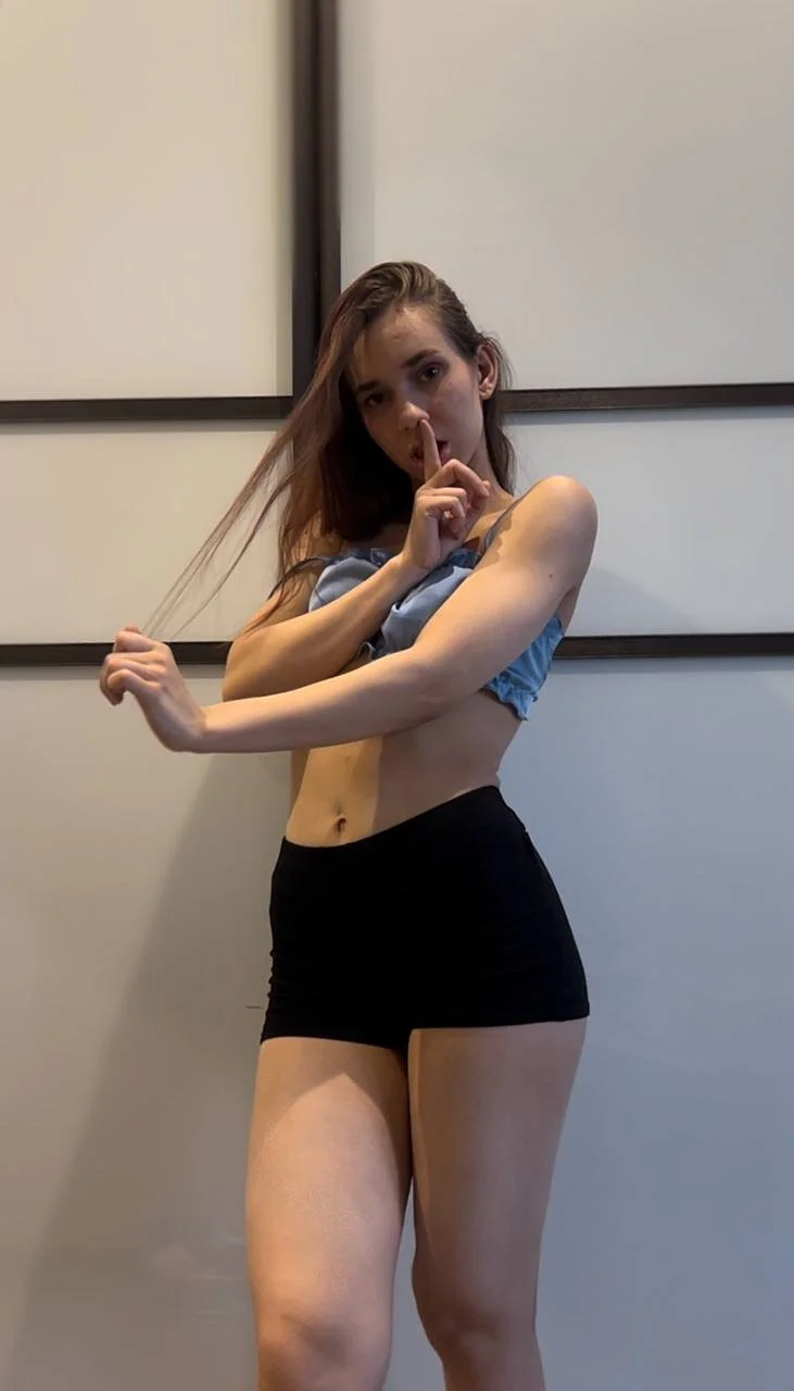 XXX Porn Photo of Nude PetraHambelton 244