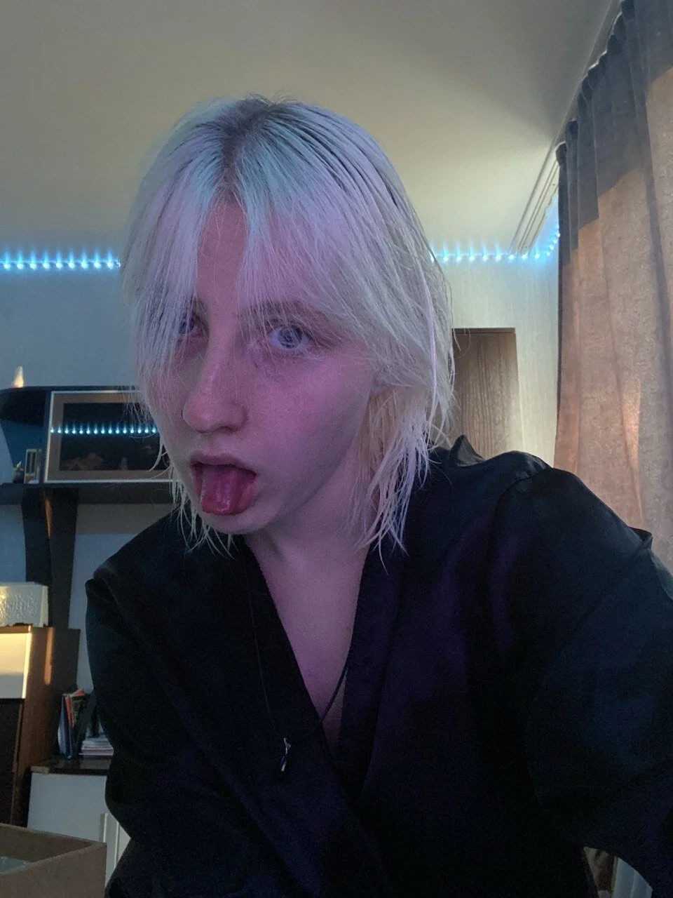 XXX Porn Photo of Nude xp_blondie 2