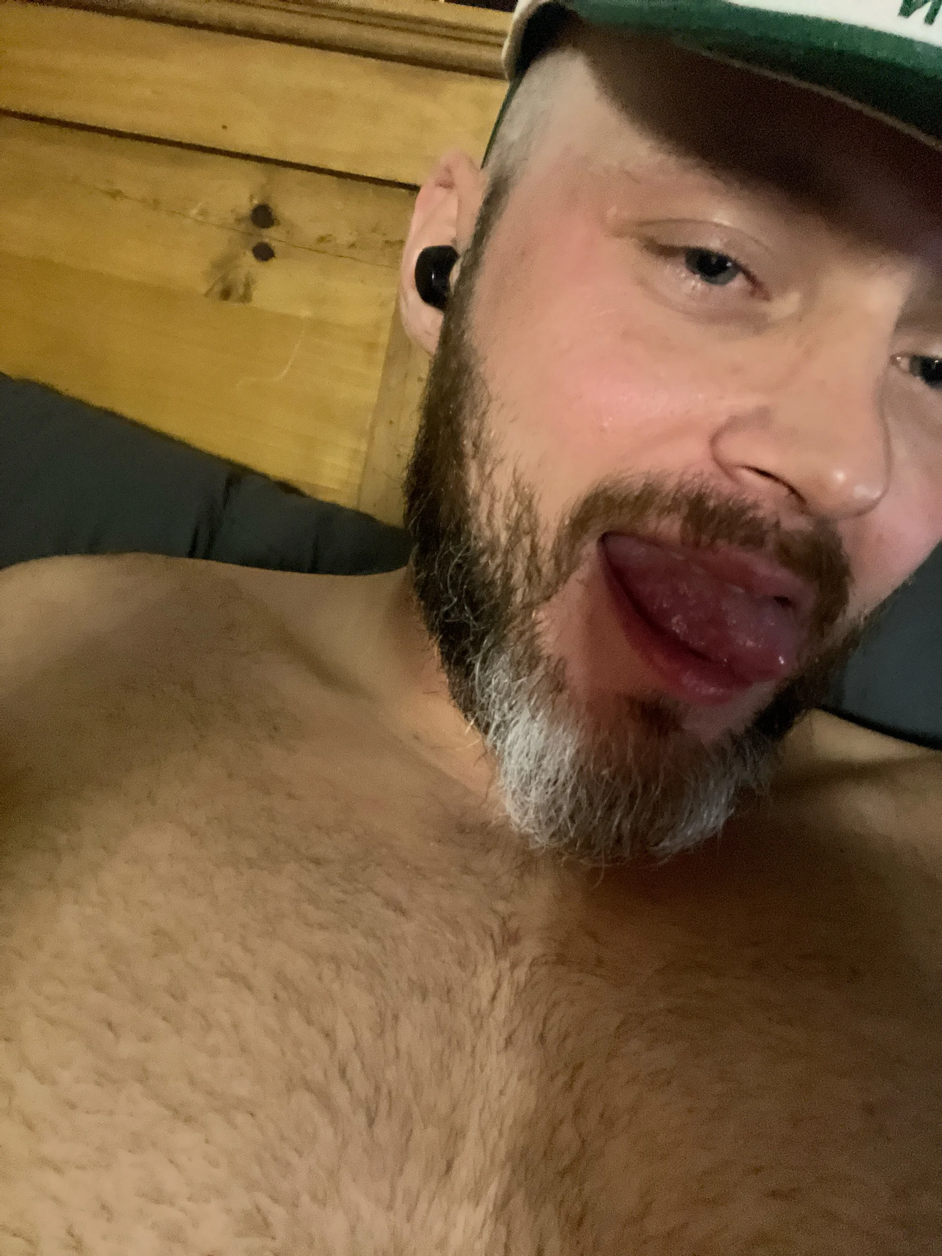 XXX Porn Photo of Nude ruffwood400 3