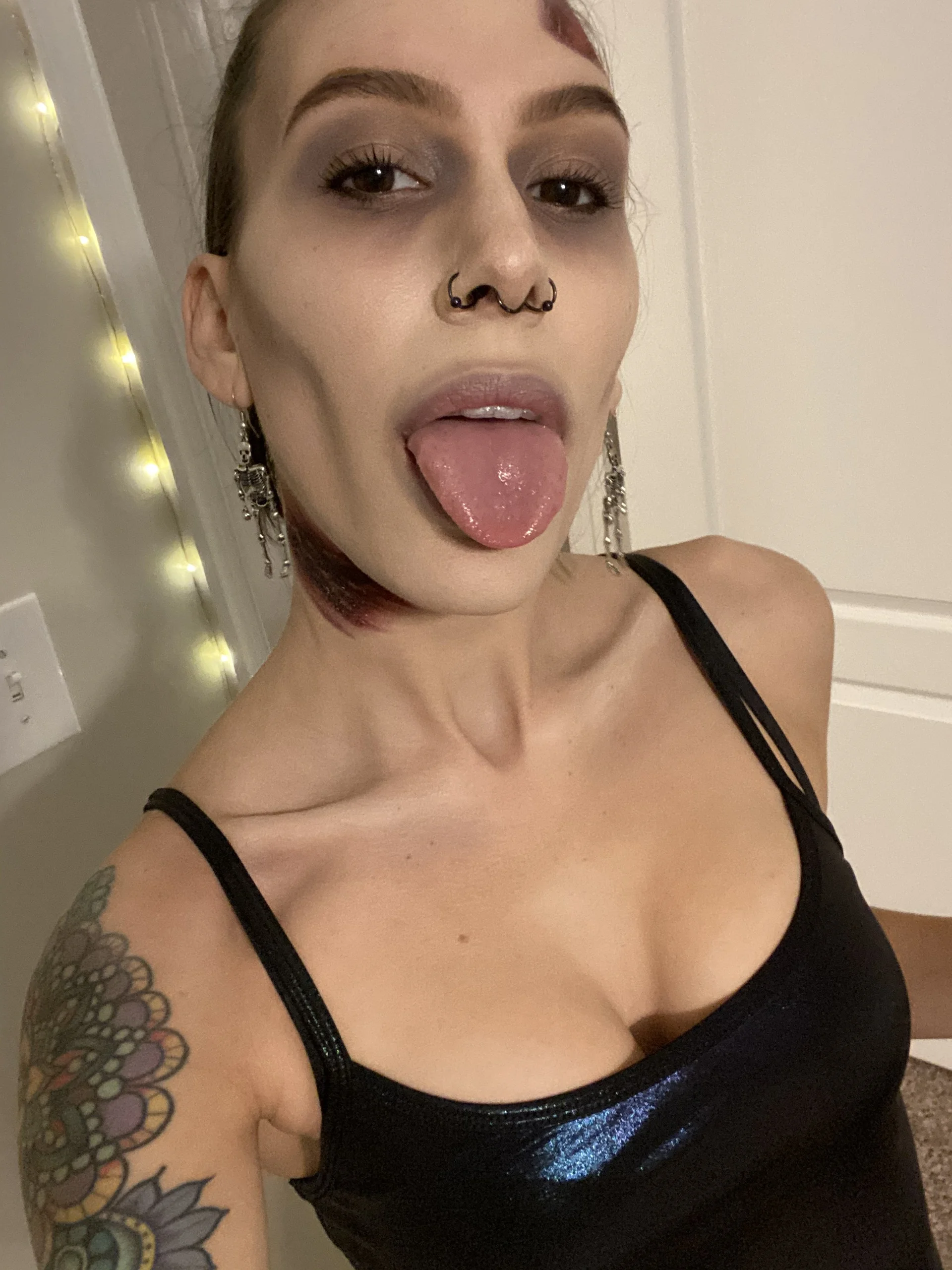 XXX Porn Photo of Nude lil_martian 4