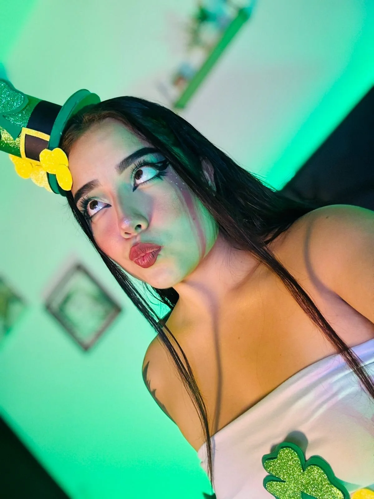 XXX Porn Photo of Nude sarah_and_taylor 33