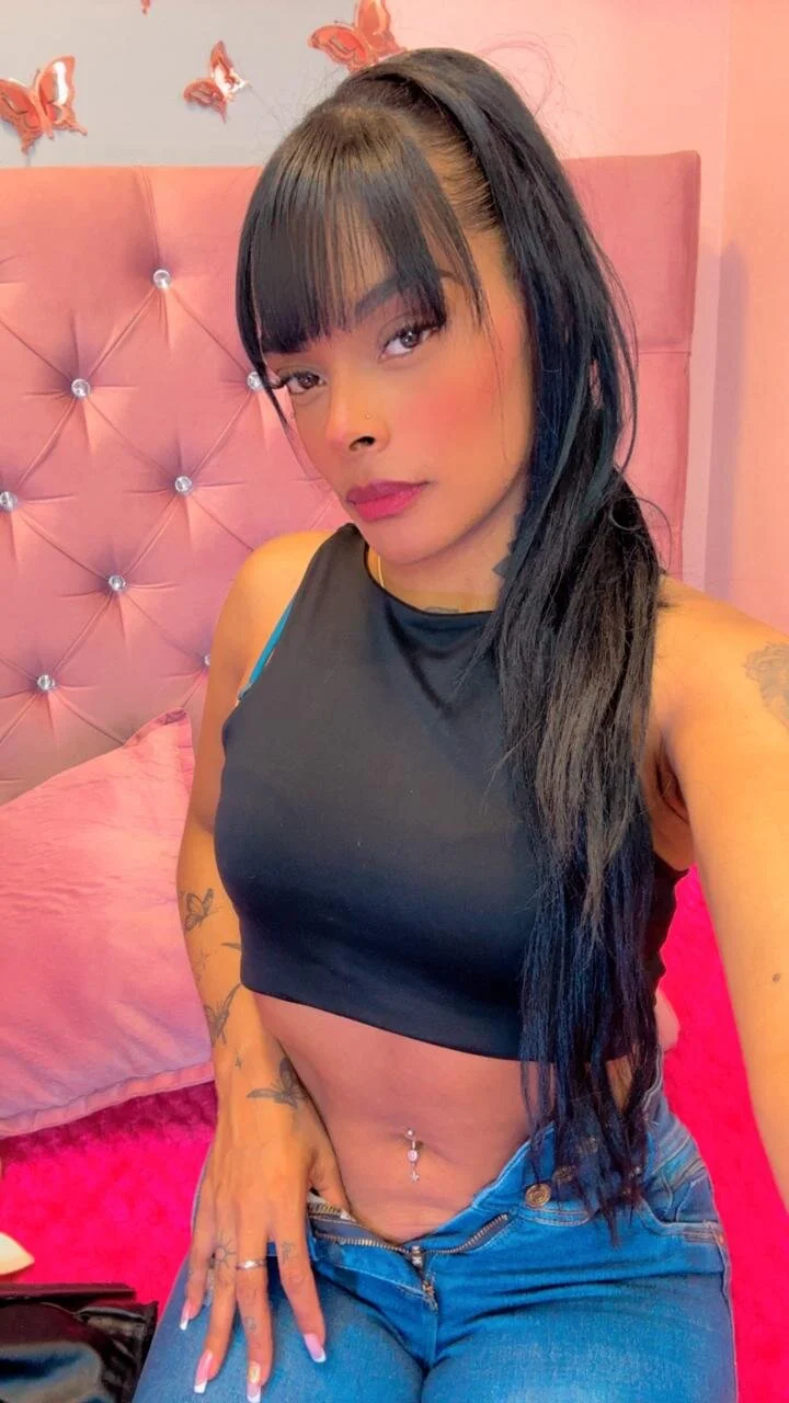 XXX Porn Photo of Nude EmmaEbony_ 383