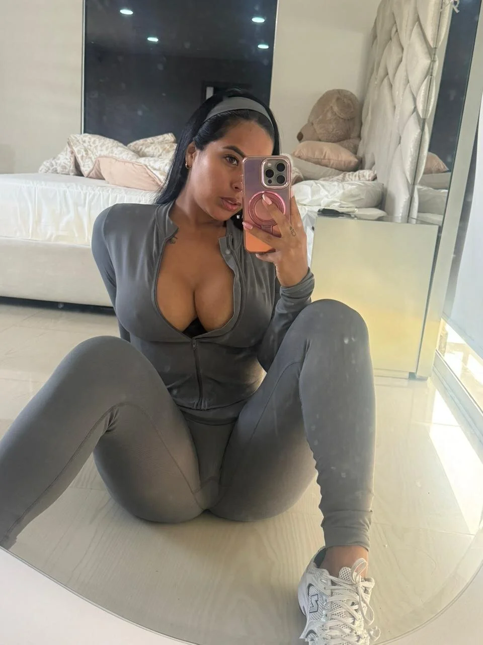 XXX Porn Photo of Nude RoseMariee_ 30