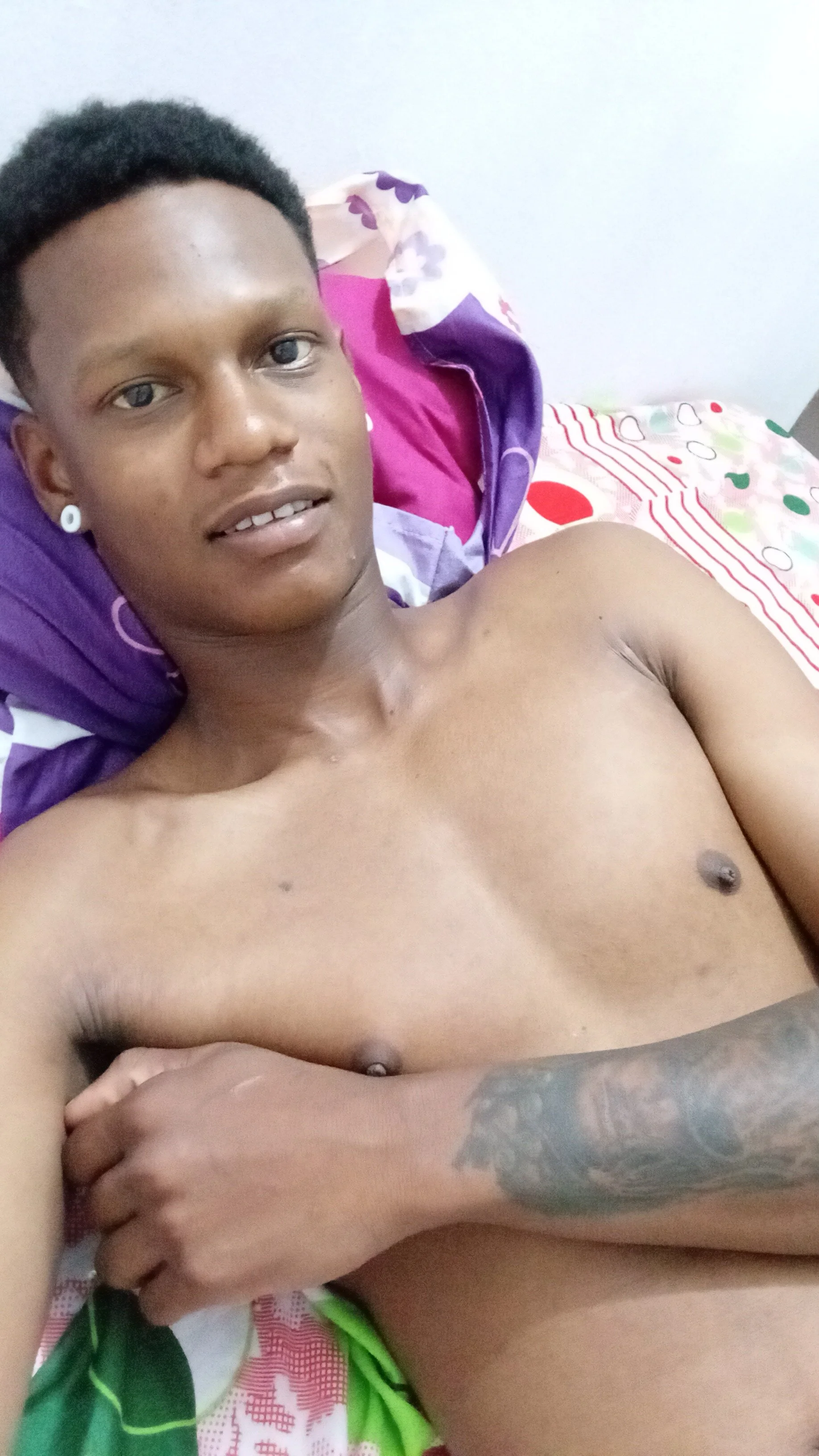 XXX Porn Photo of Nude guerreros_aunstin 2