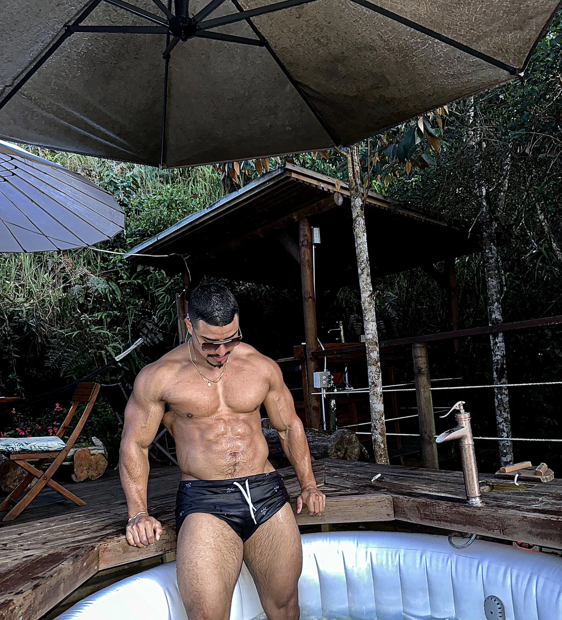 XXX Porn Photo of Nude ApoloMakris 16