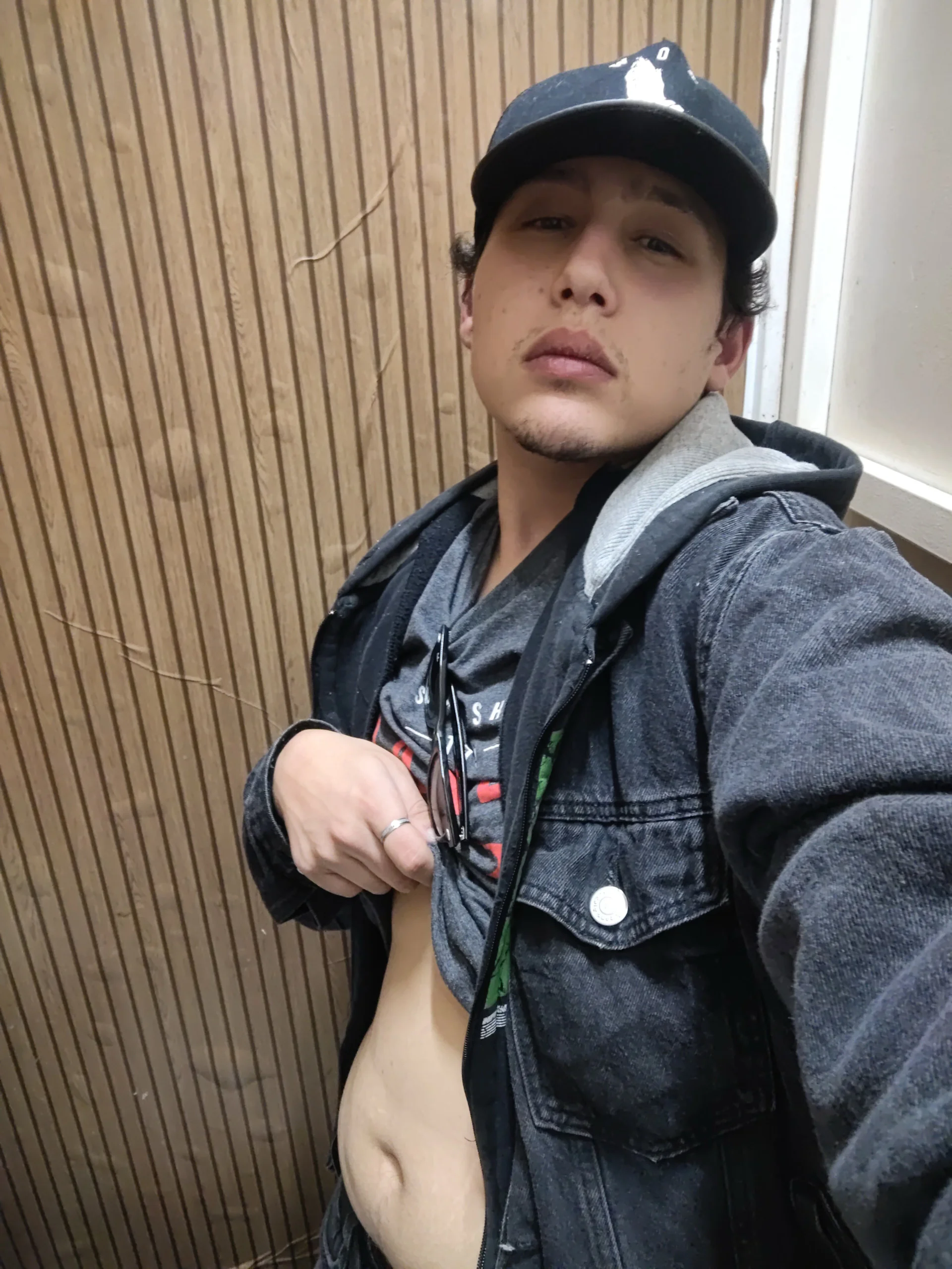 XXX Porn Photo of Nude FehNSFW 1