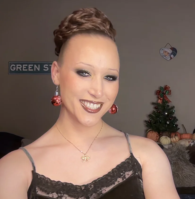 XXX Porn Photo of Nude greenxxxqueen 1