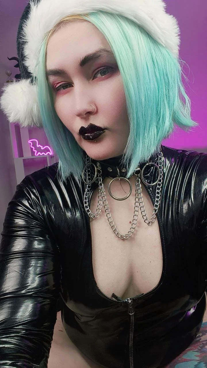XXX Porn Photo of Nude Emmybrightj_ 18
