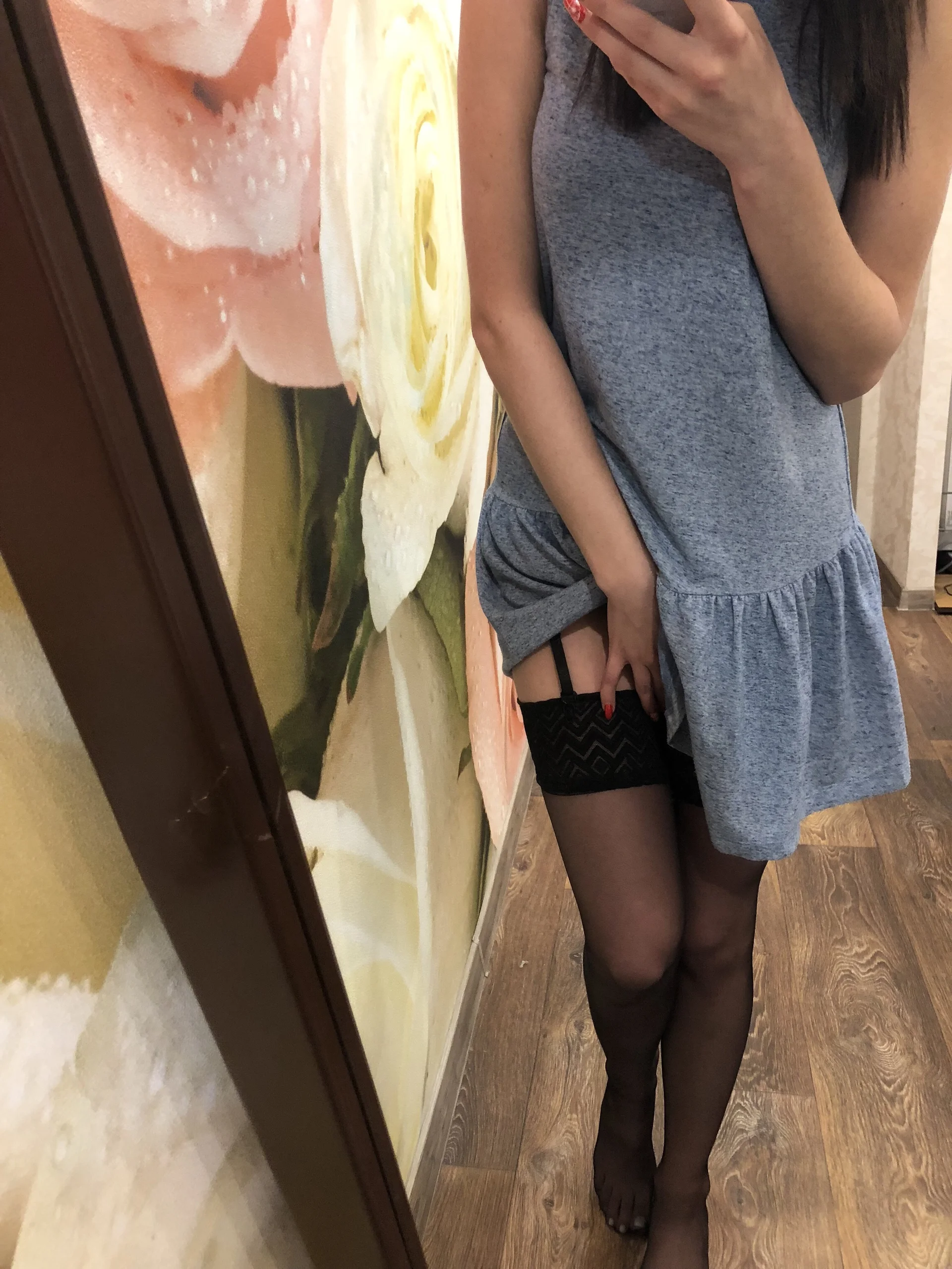 XXX Porn Photo of Nude honeyed_poison 1