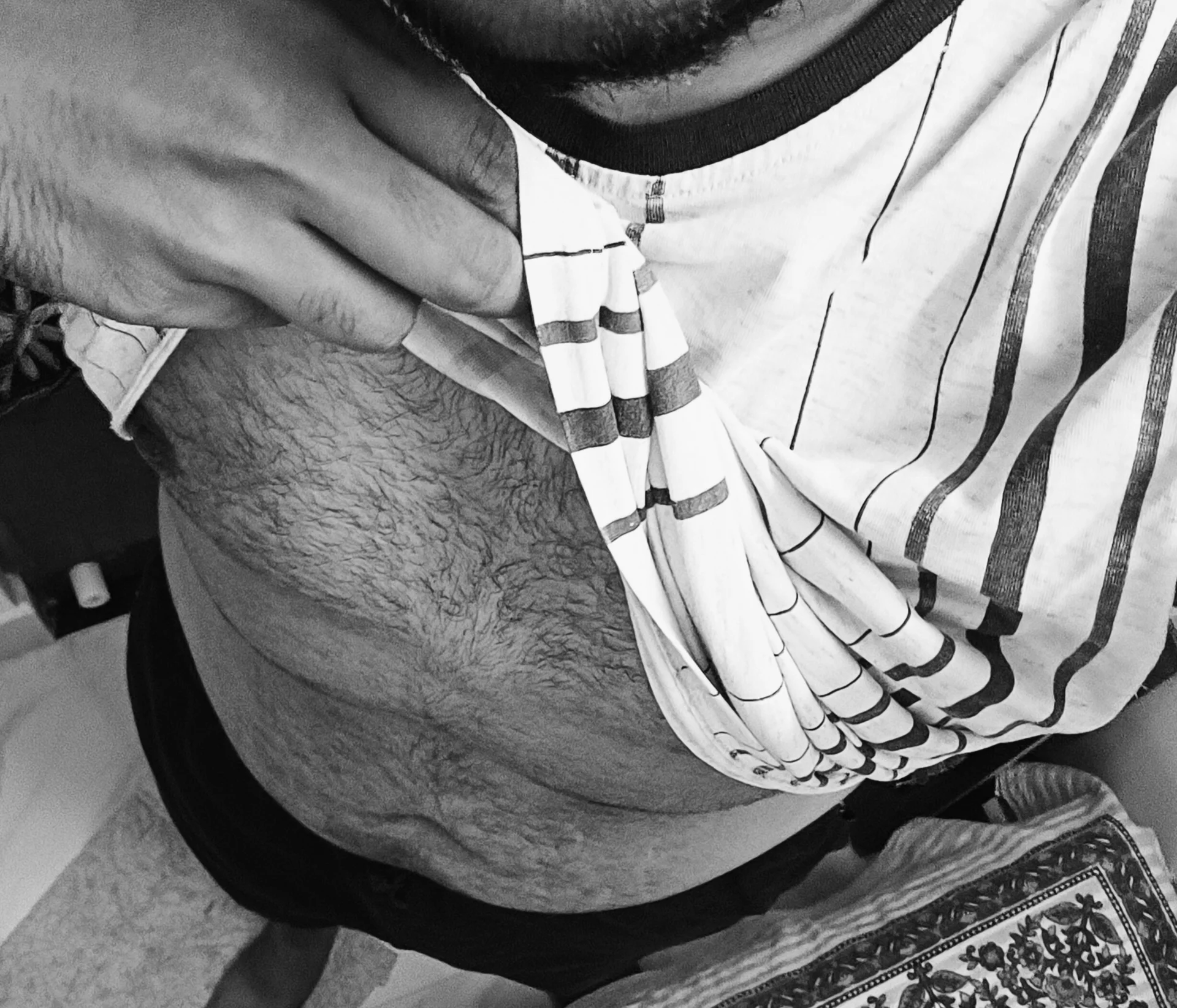 XXX Porn Photo of Nude ChillBoyyy 5