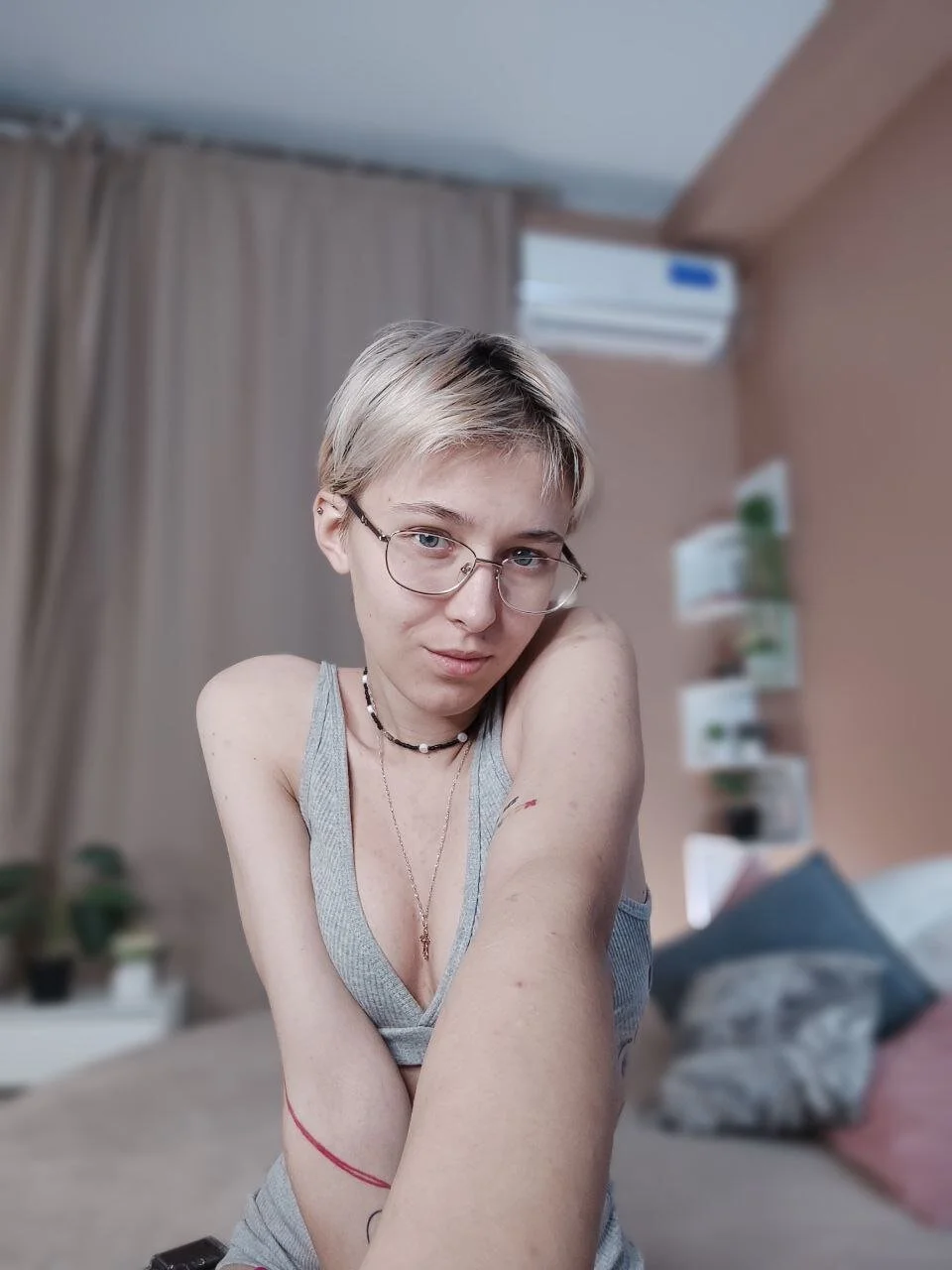XXX Porn Photo of Nude Sharlikiss 4