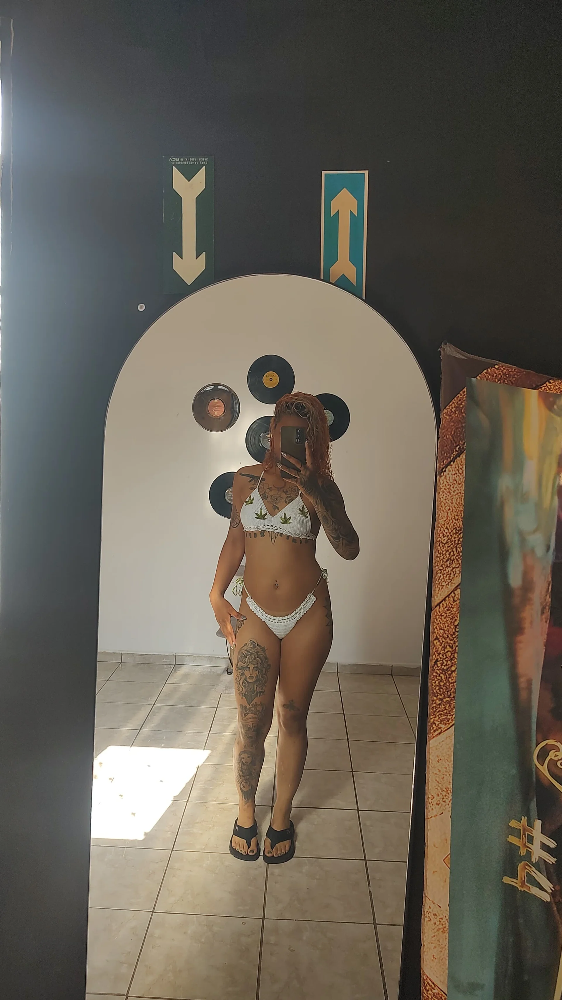 XXX Porn Photo of Nude Larissamondeck 3