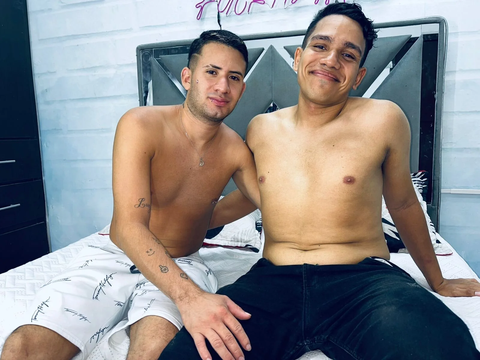 XXX Porn Photo of Nude SilkBoys 4