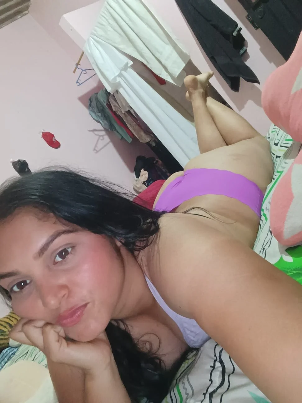 XXX Porn Photo of Nude Julieeth20 18