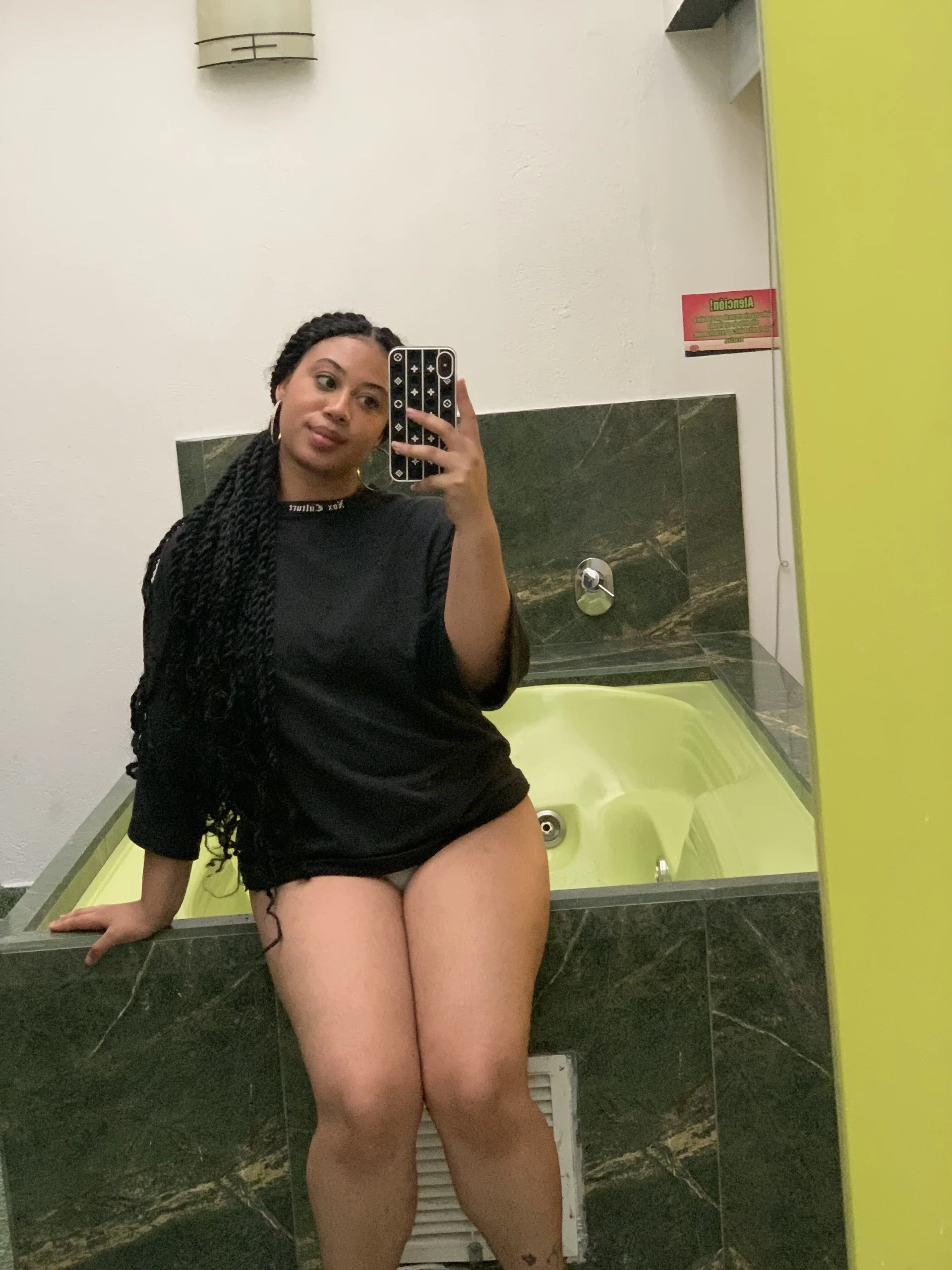 XXX Porn Photo of Nude Abbyy_Rosse_ 4