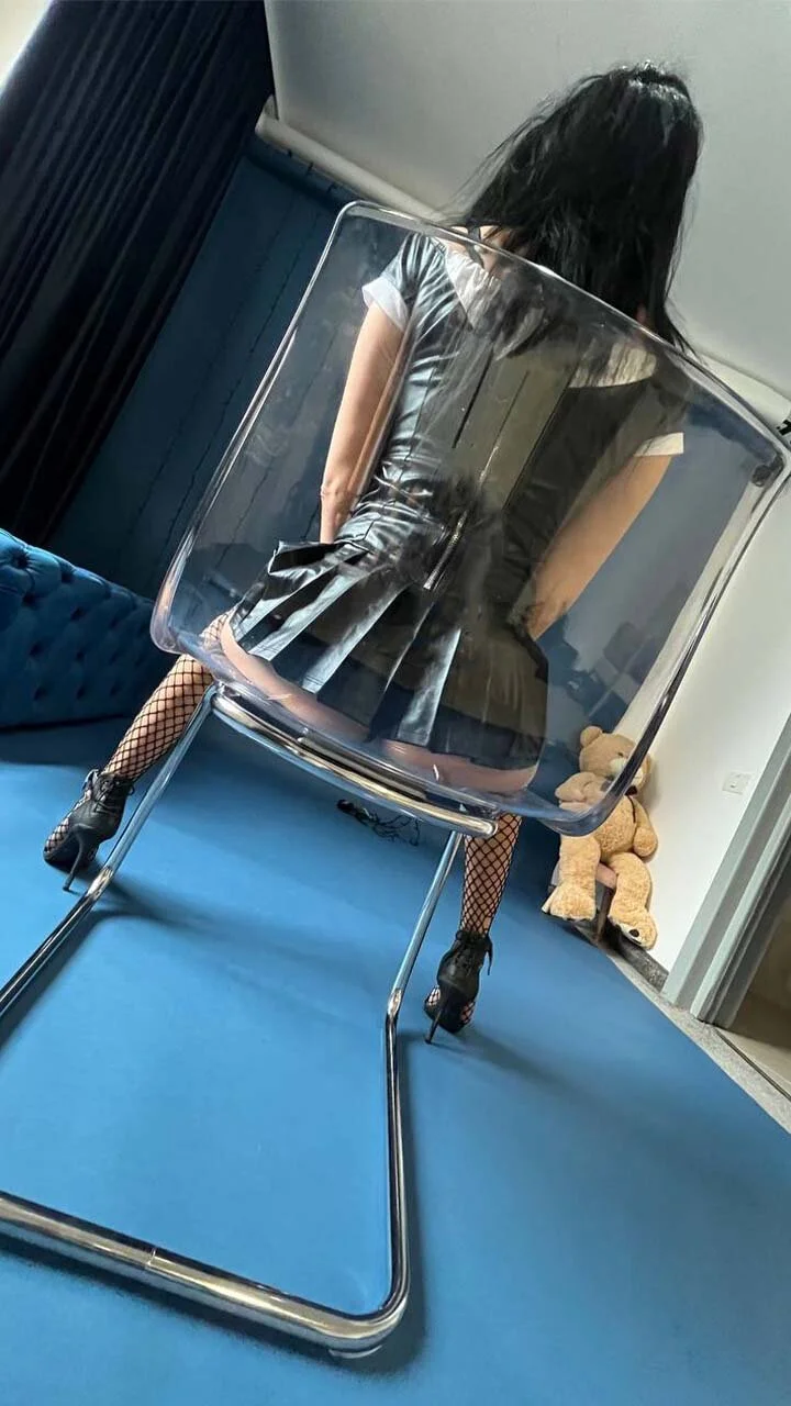 XXX Porn Photo of Nude EmmaDevereaux 30