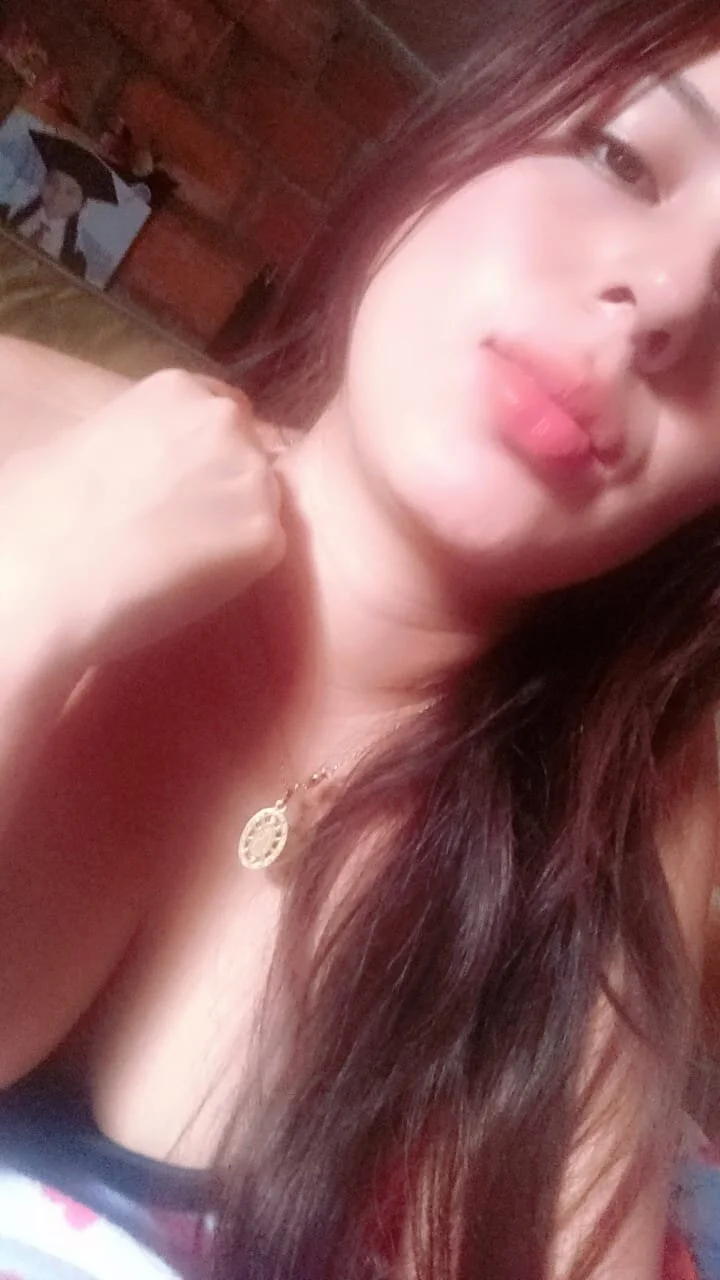 XXX Porn Photo of Nude Camiilaa_C 2