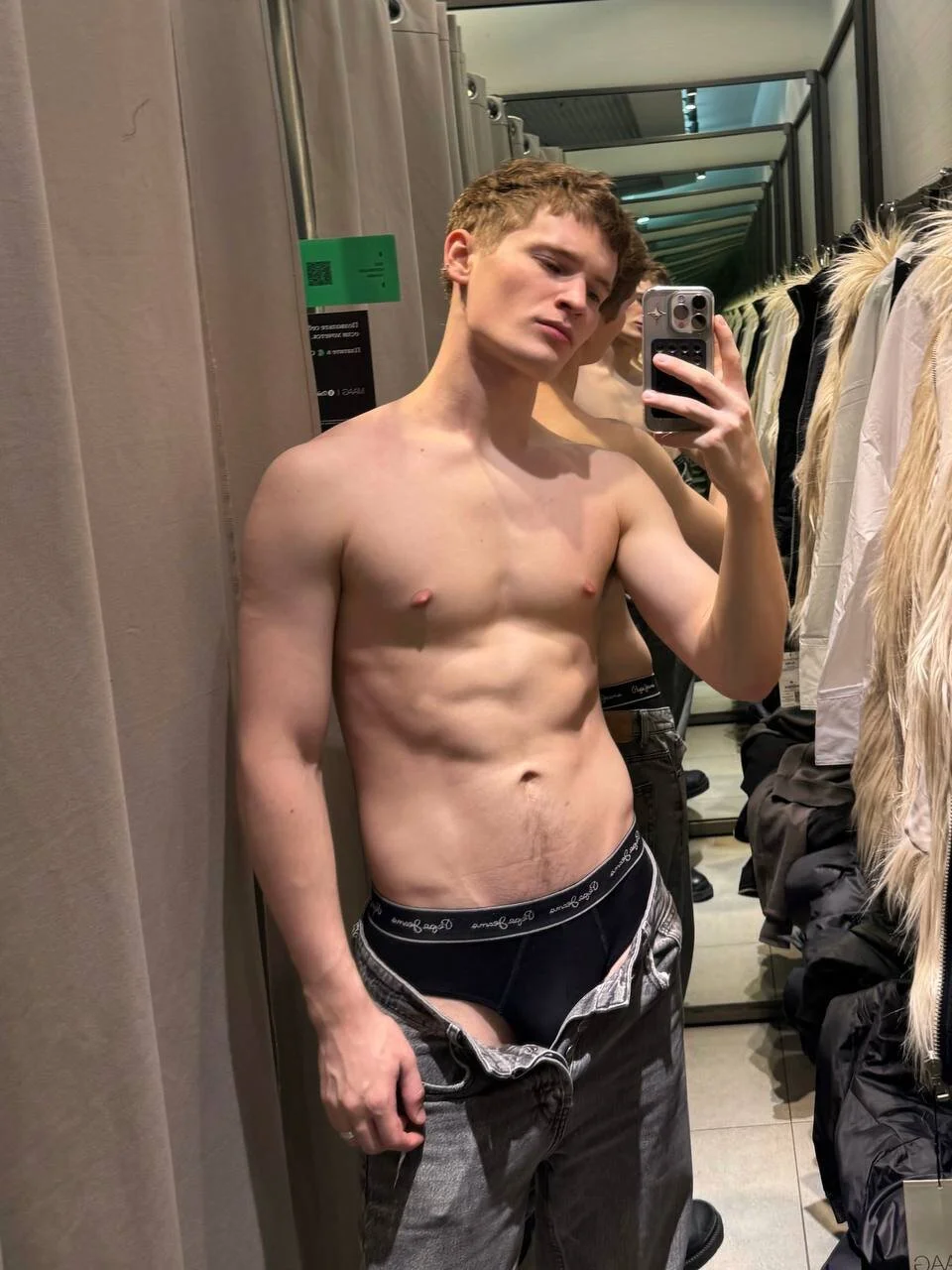 XXX Porn Photo of Nude mishadiesel 5