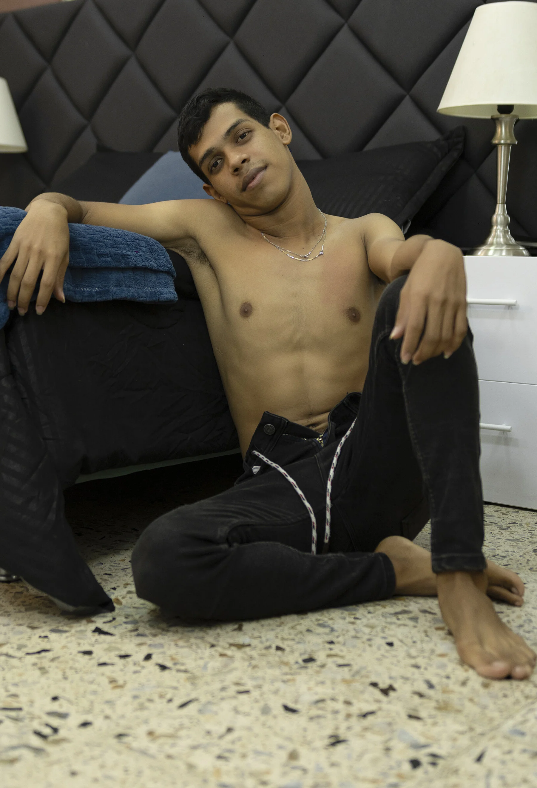 XXX Porn Photo of Nude sven_basquia 32