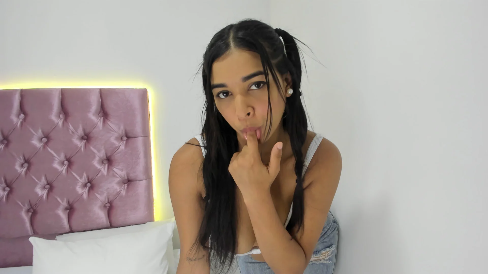 XXX Porn Photo of Nude Rebecca_loving 1