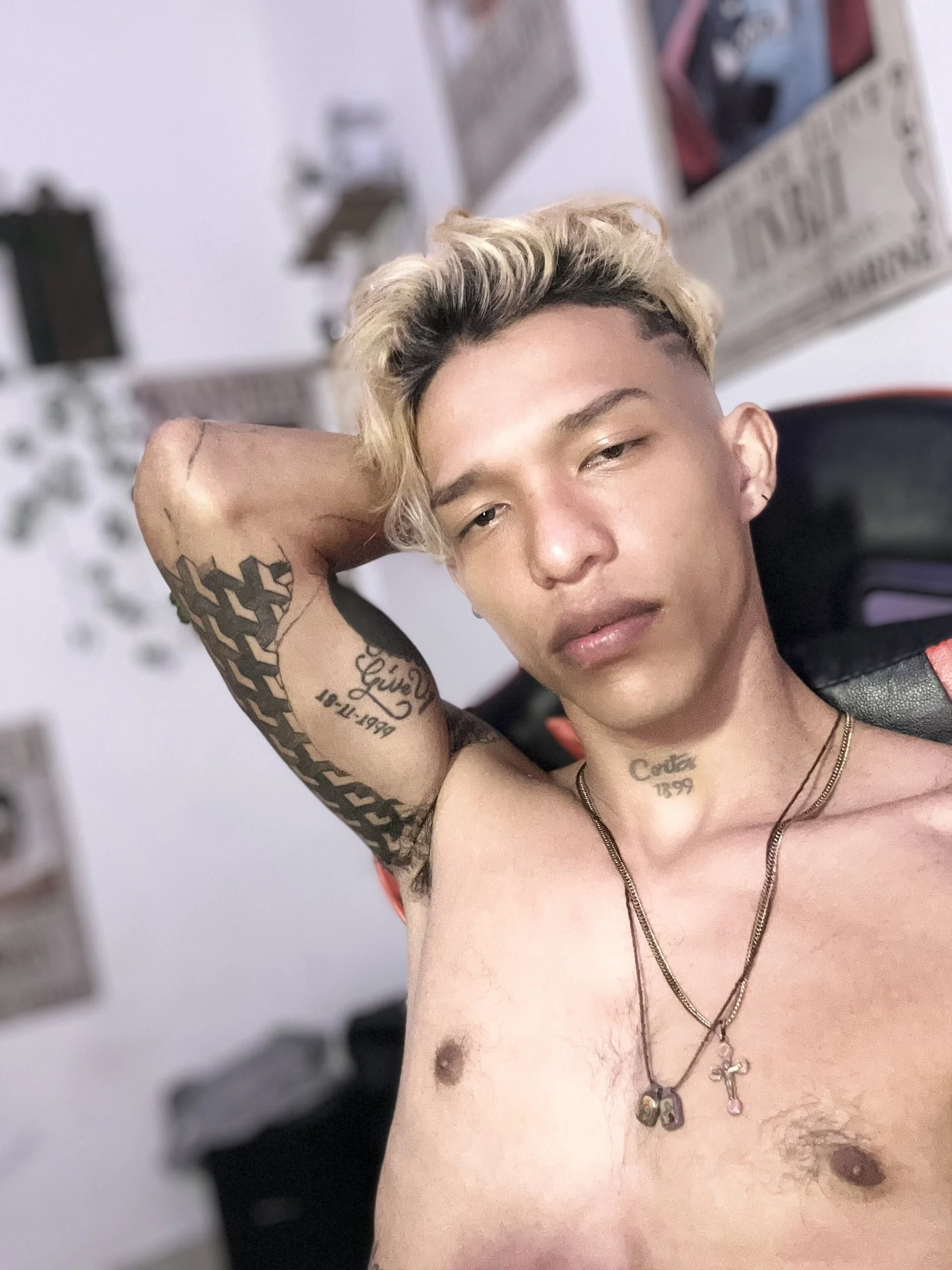 XXX Porn Photo of Nude TommyGun_22 9