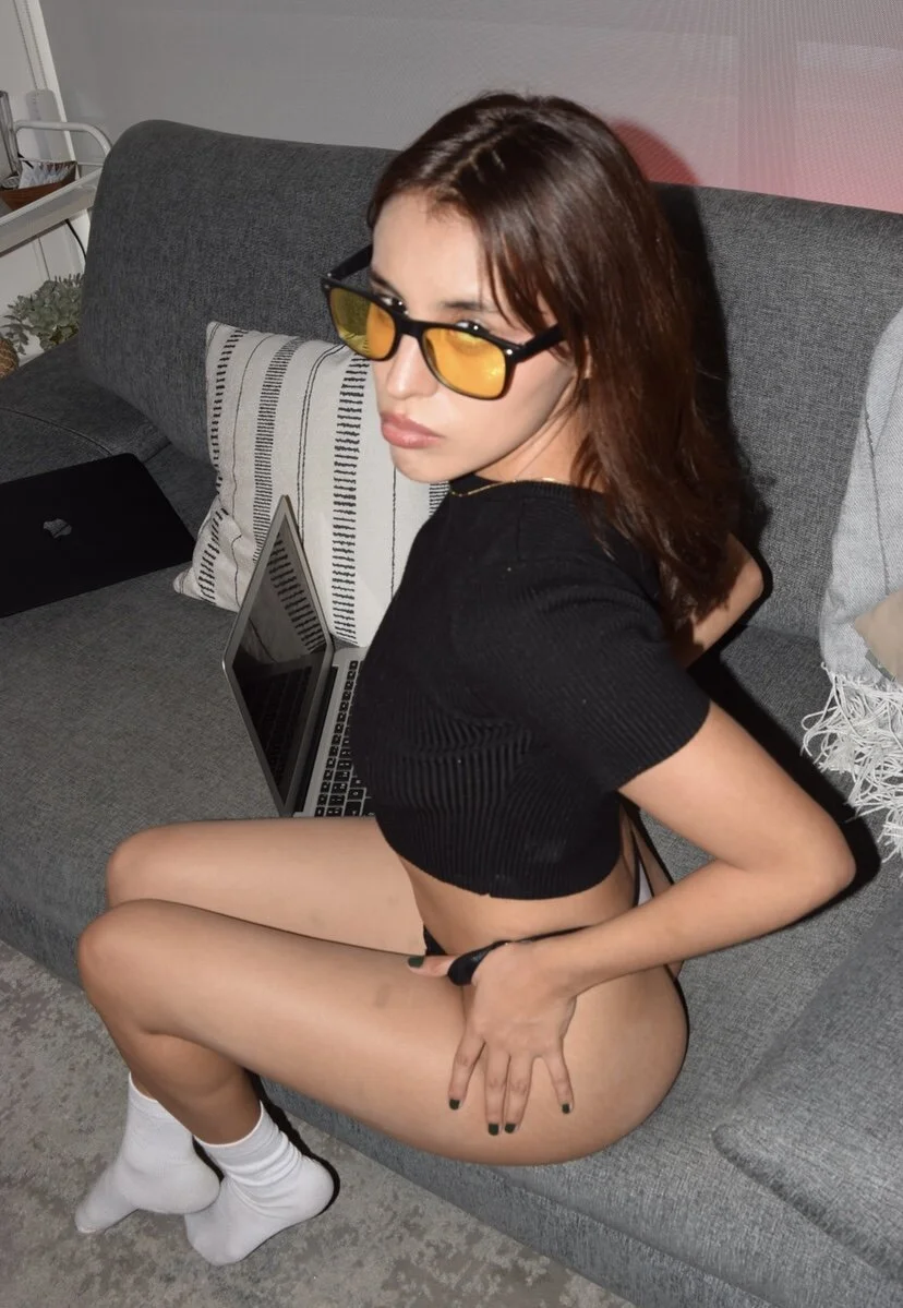 XXX Porn Photo of Nude Katee_Jones 18