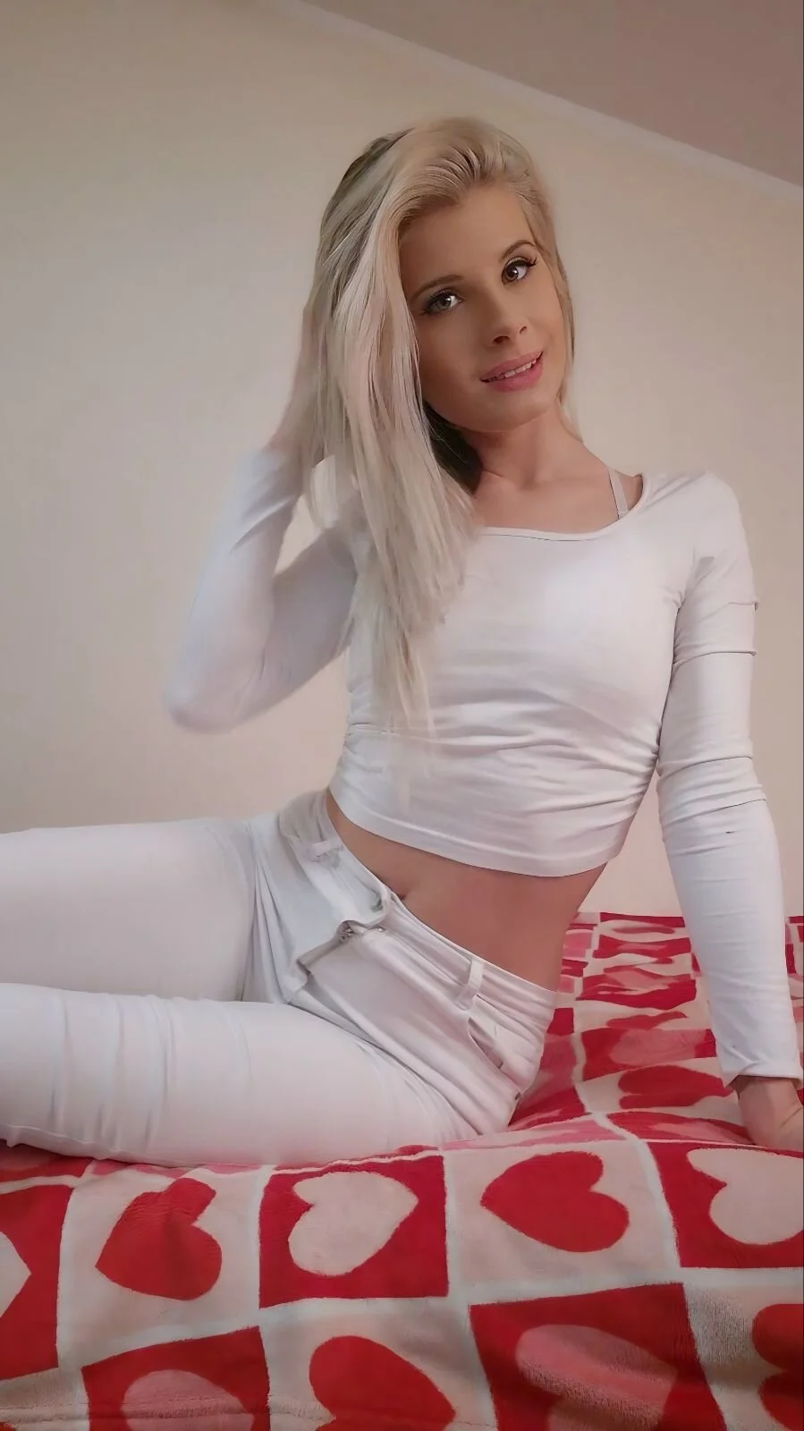 XXX Porn Photo of Nude KristineGlow 3