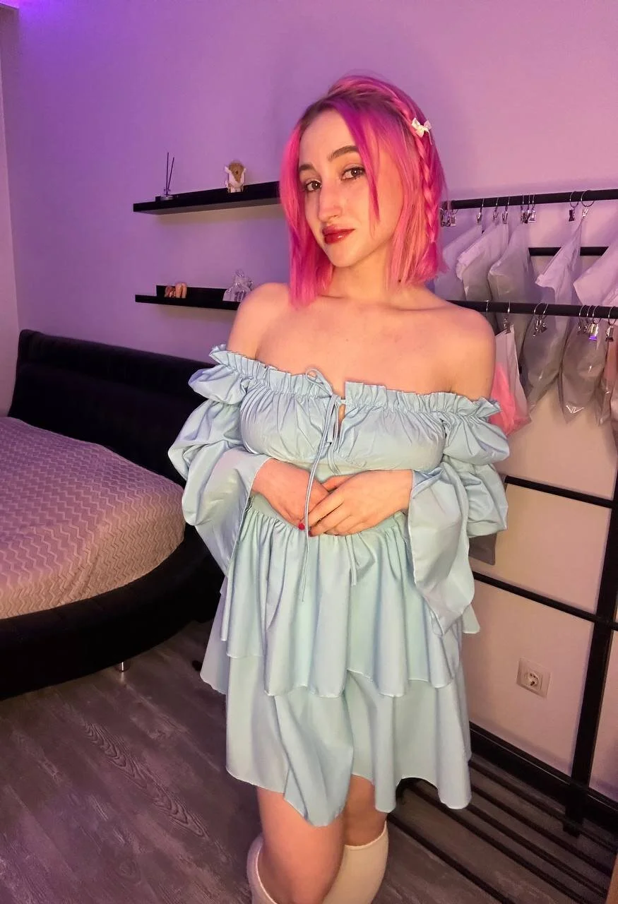 XXX Porn Photo of Nude alice_toffee 1