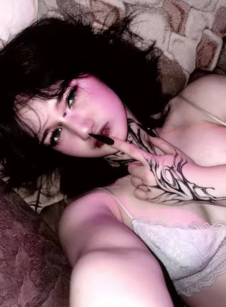 XXX Porn Photo of Nude Demi_may 8