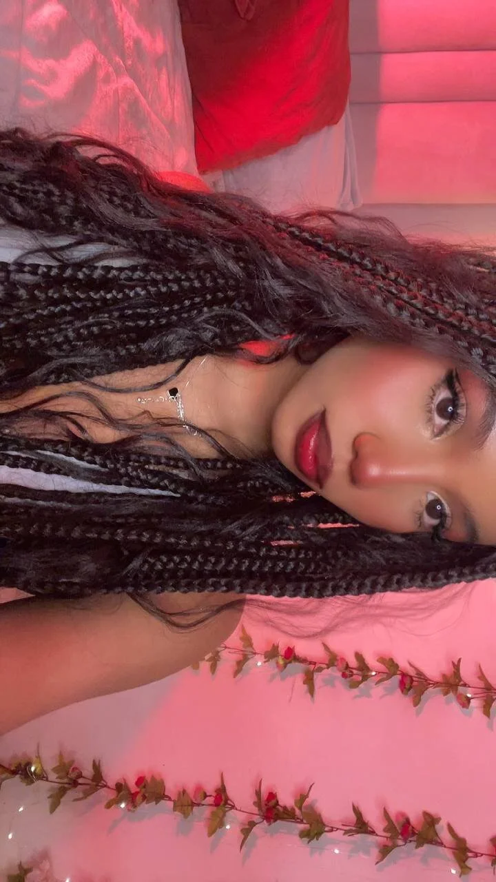 XXX Porn Photo of Nude Gigi_Strawberry 16