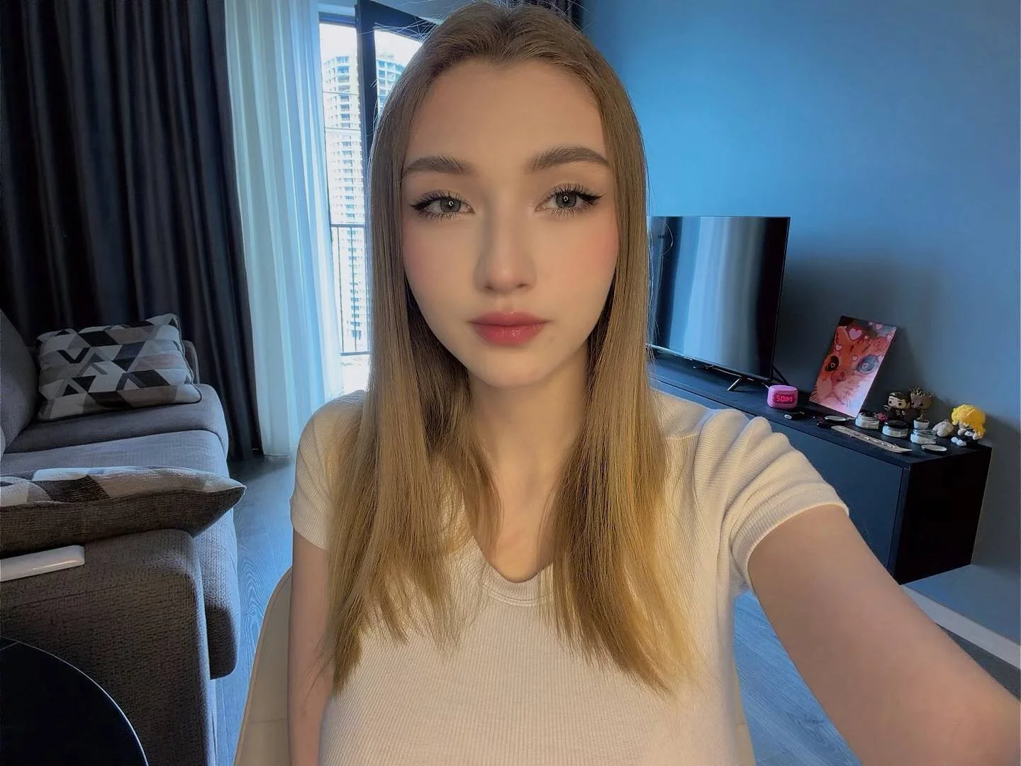 XXX Porn Photo of Nude AveryBerkson 35
