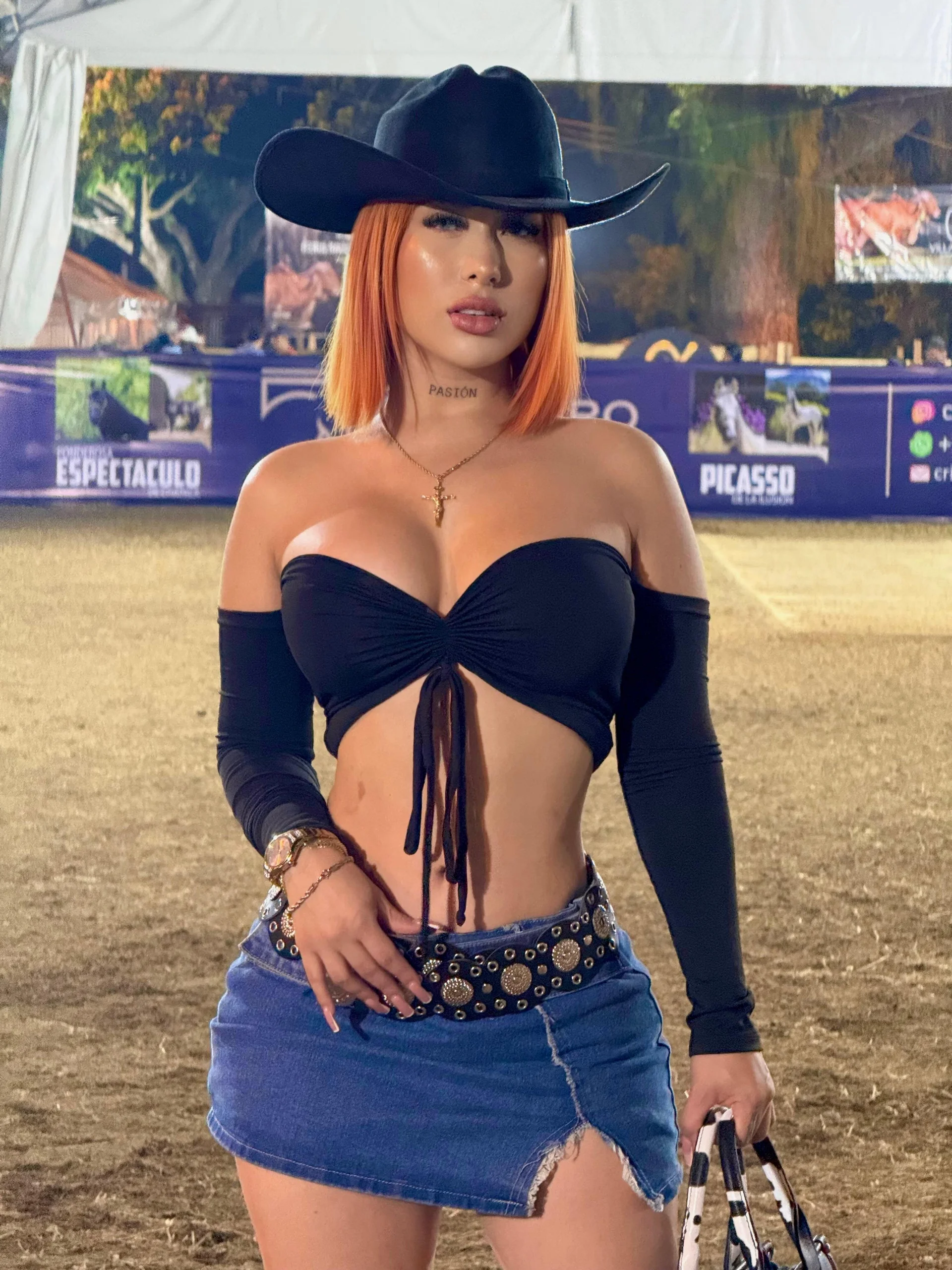 XXX Porn Photo of Nude MadelineFox 439