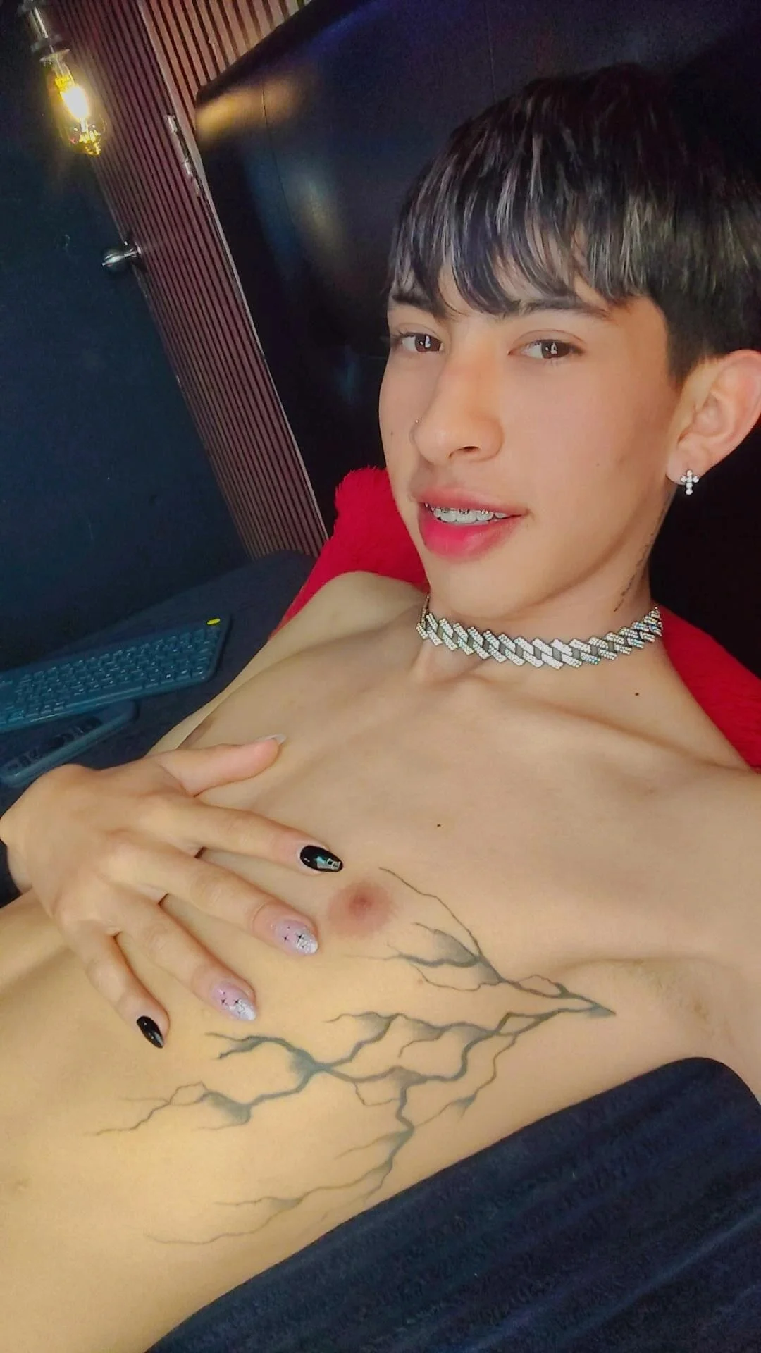 XXX Porn Photo of Nude Tommy_Fox 24