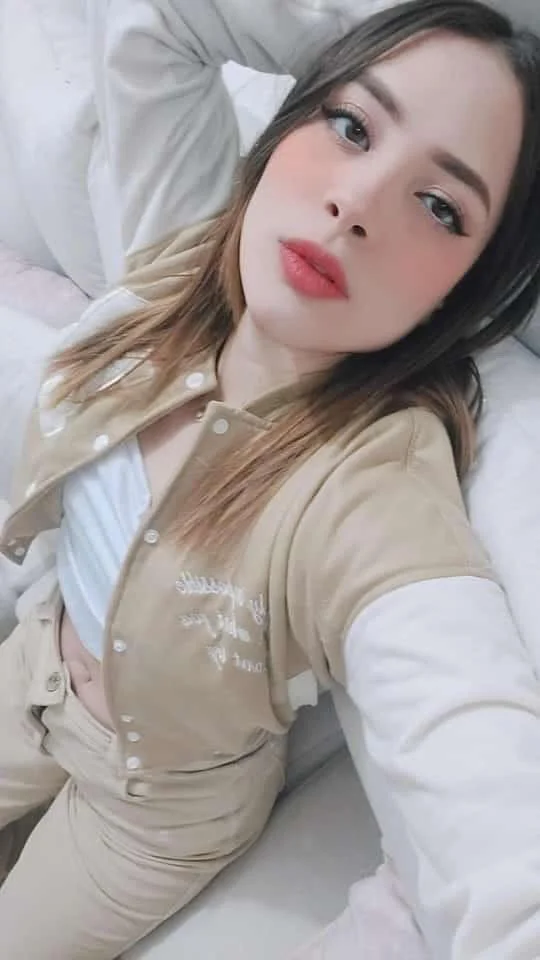 XXX Porn Photo of Nude petitmarii 19