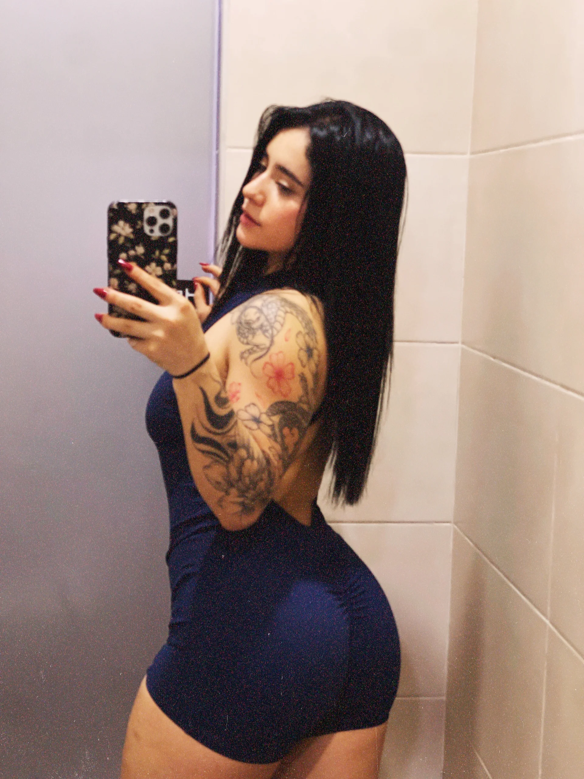 XXX Porn Photo of Nude pamela__mar 48