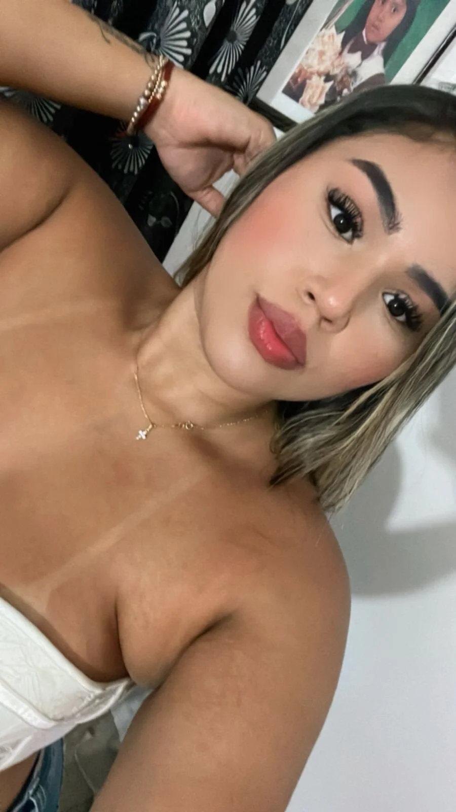 XXX Porn Photo of Nude evangelin190 2