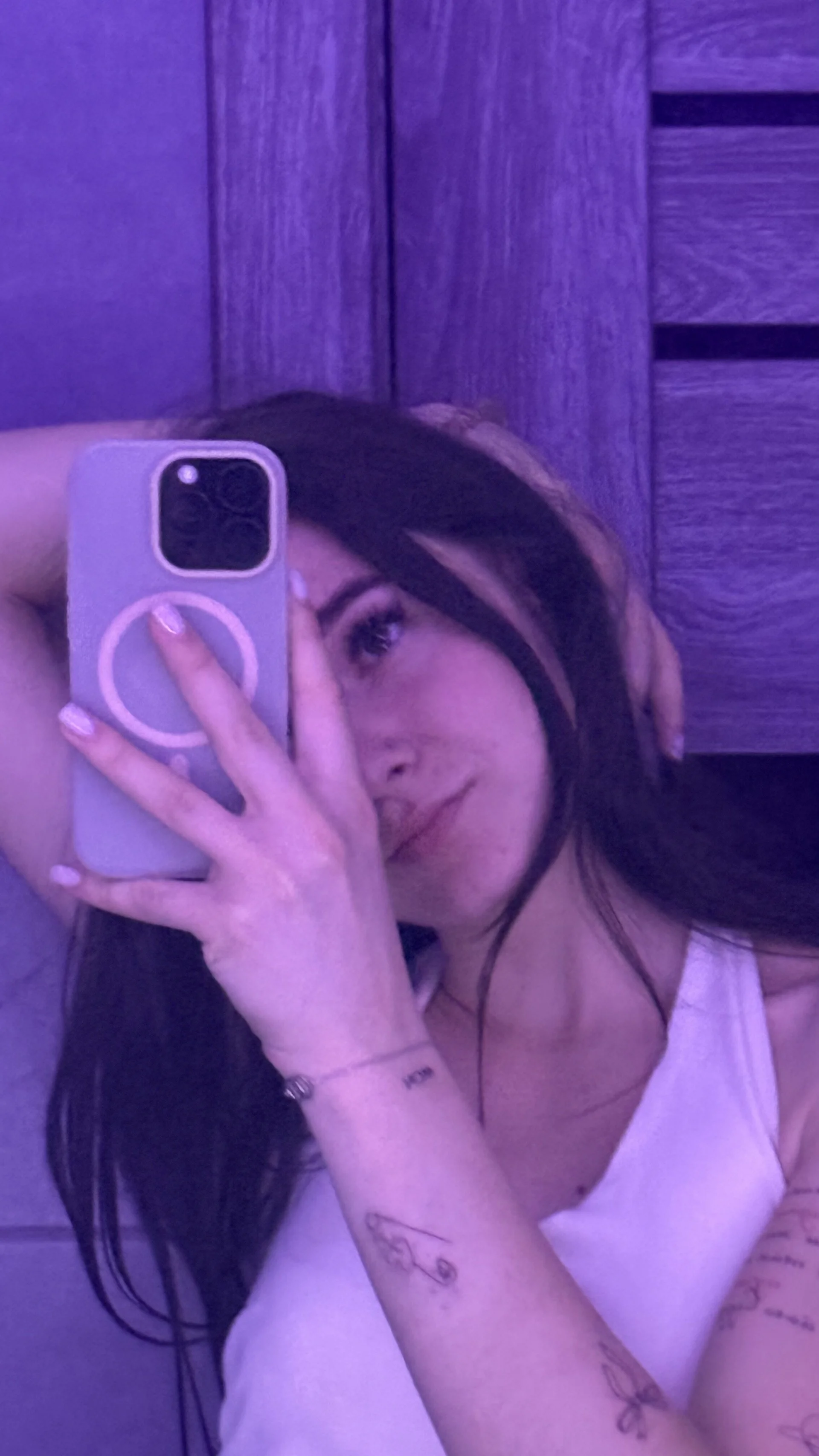 XXX Porn Photo of Nude lole_di 2